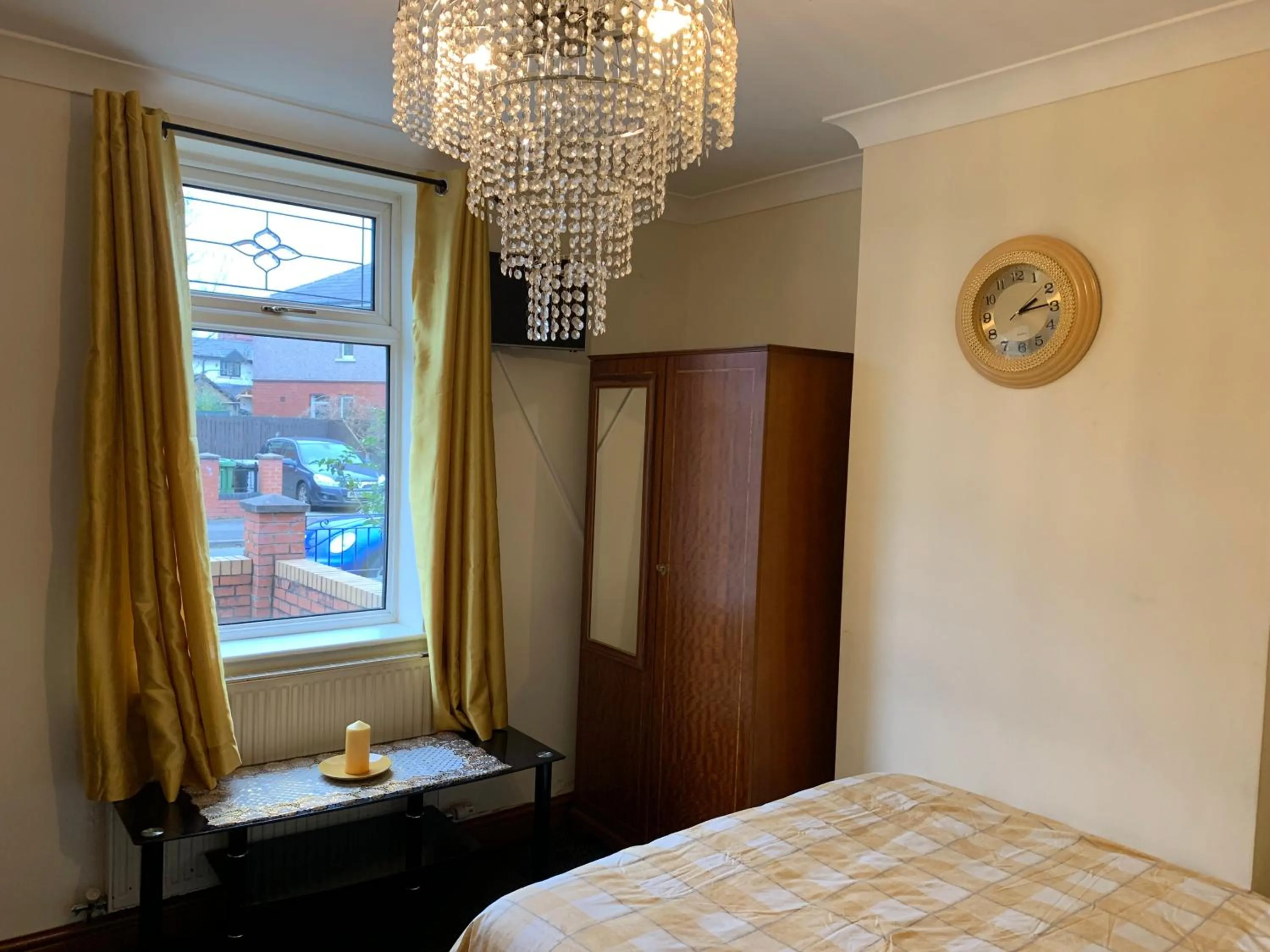 Busy Bee - Guest House - Self Service