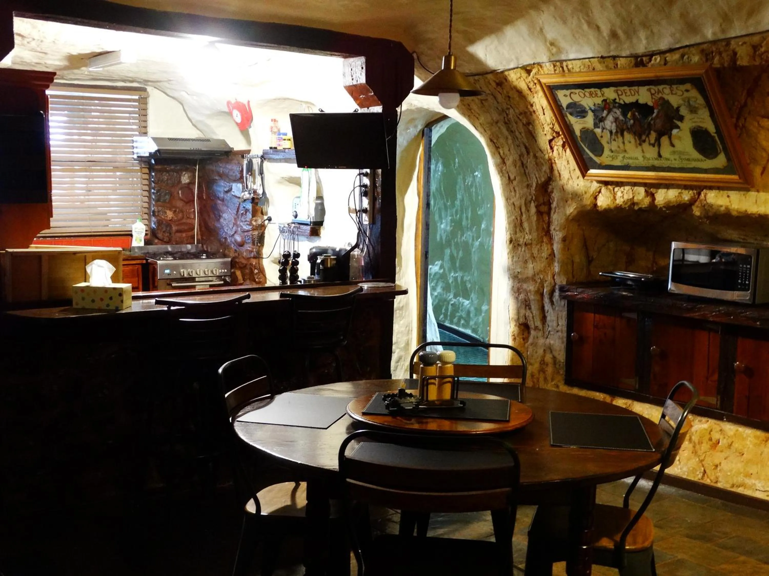 Dining area in Di's Dugouts