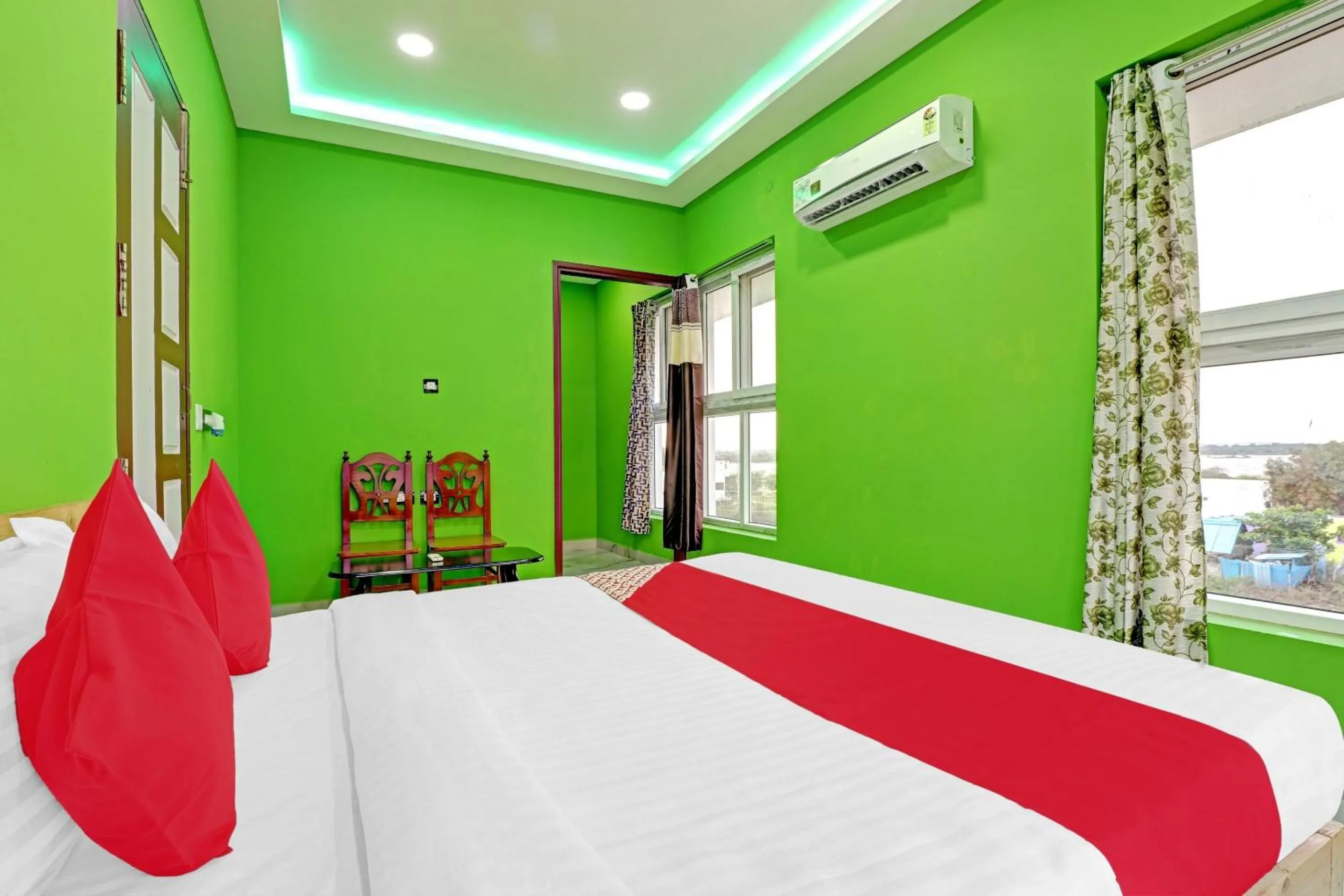 Bedroom in Hotel O Lake View Resort