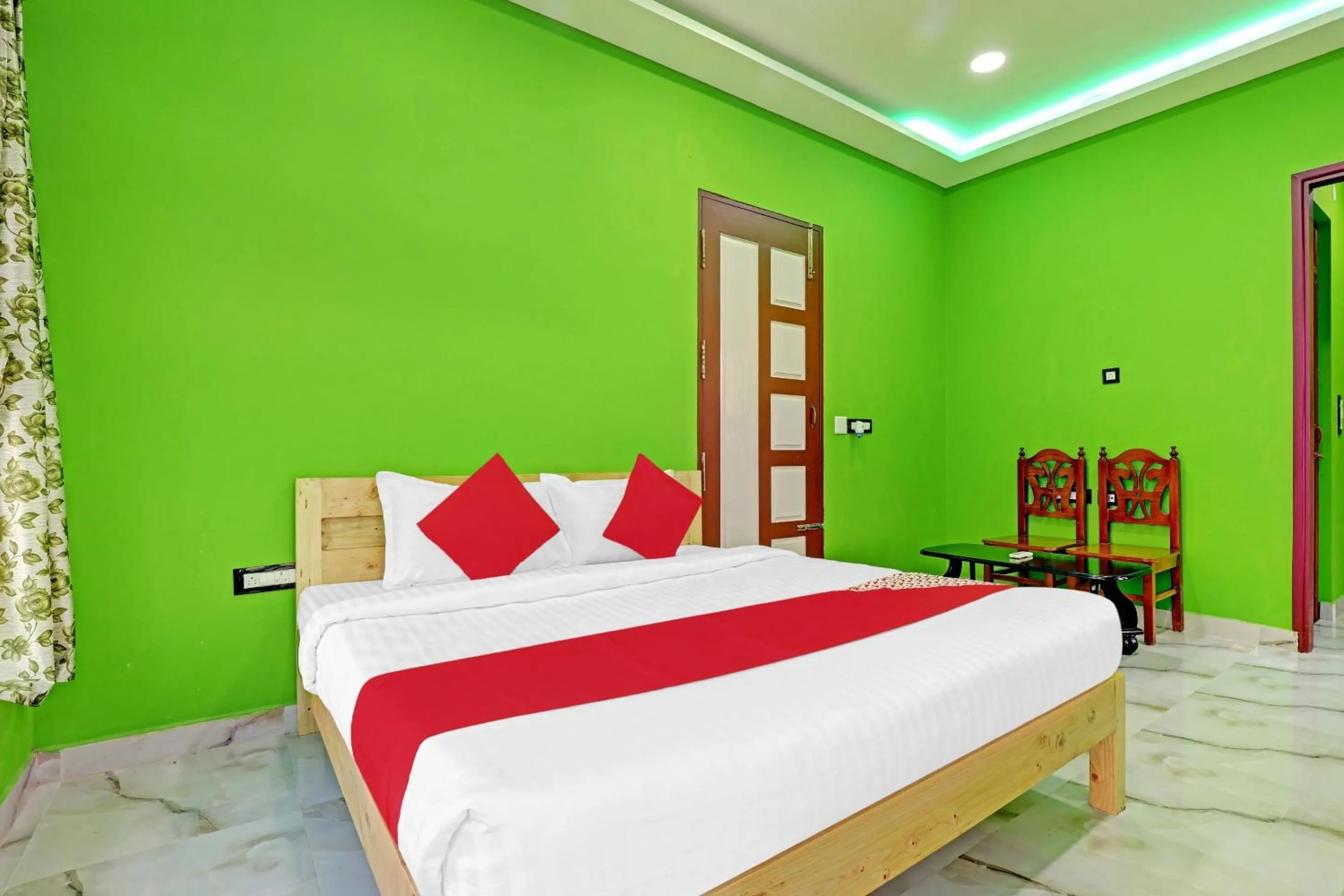 Bedroom in Hotel O Lake View Resort