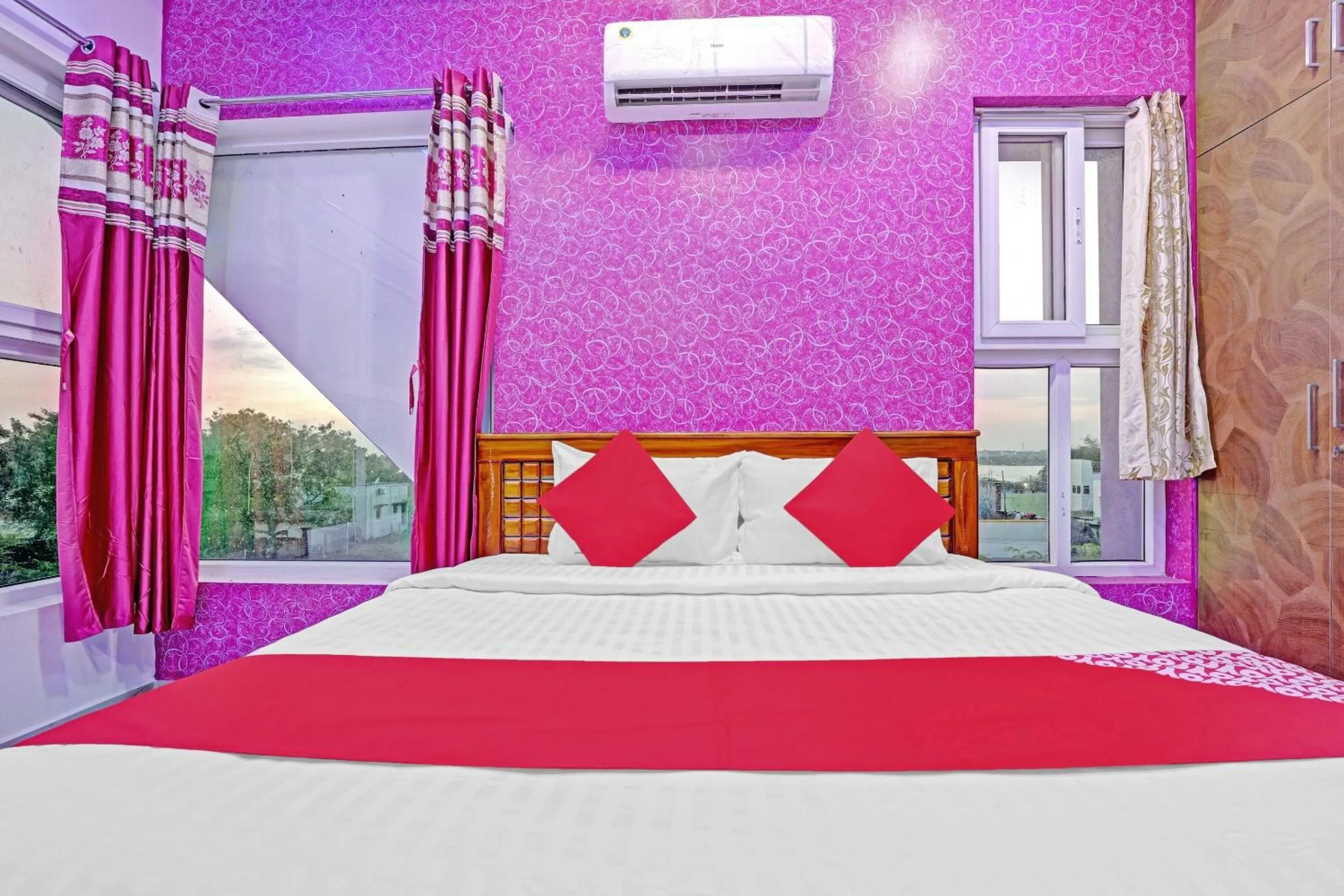 Bedroom in Hotel O Lake View Resort