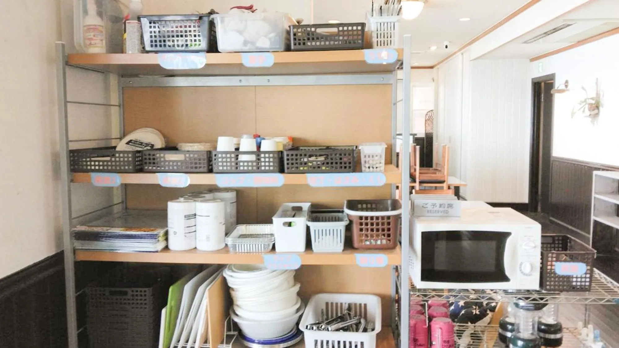 BBQ facilities in Biwa-Lakeside Cottage B B Dylan