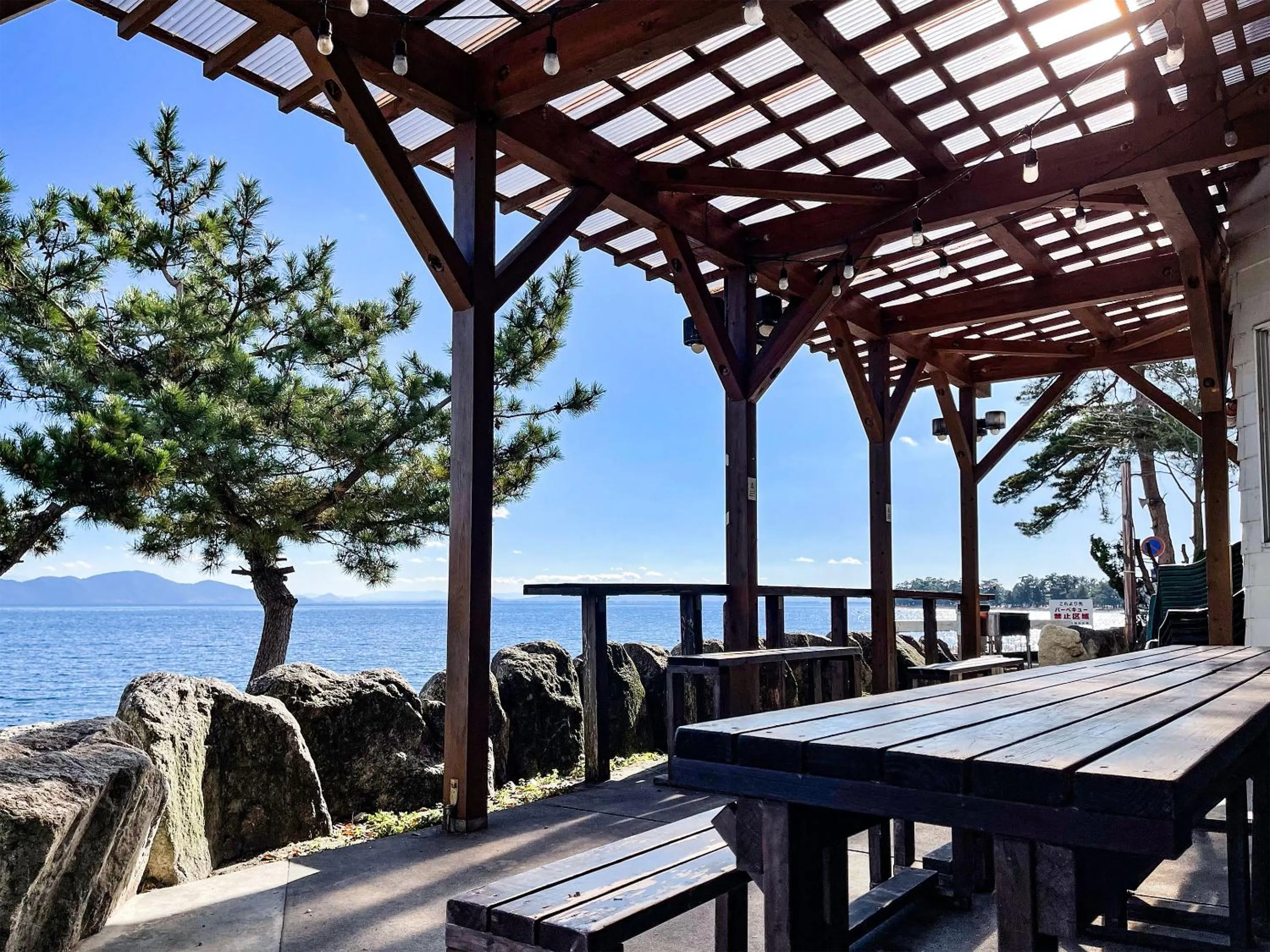 Balcony/Terrace in Biwa-Lakeside Cottage B B Dylan