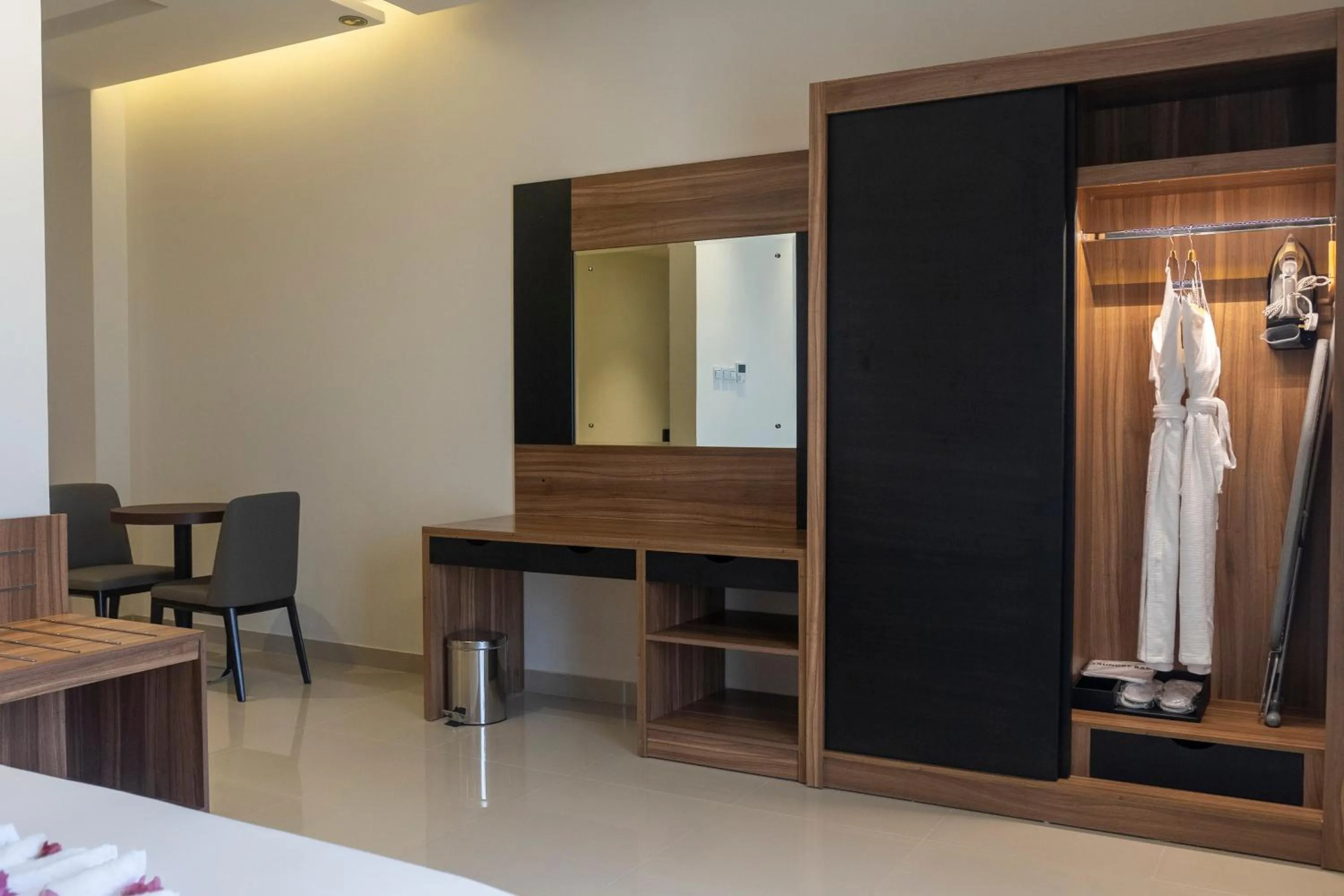 The Plaza Hotel & Resort