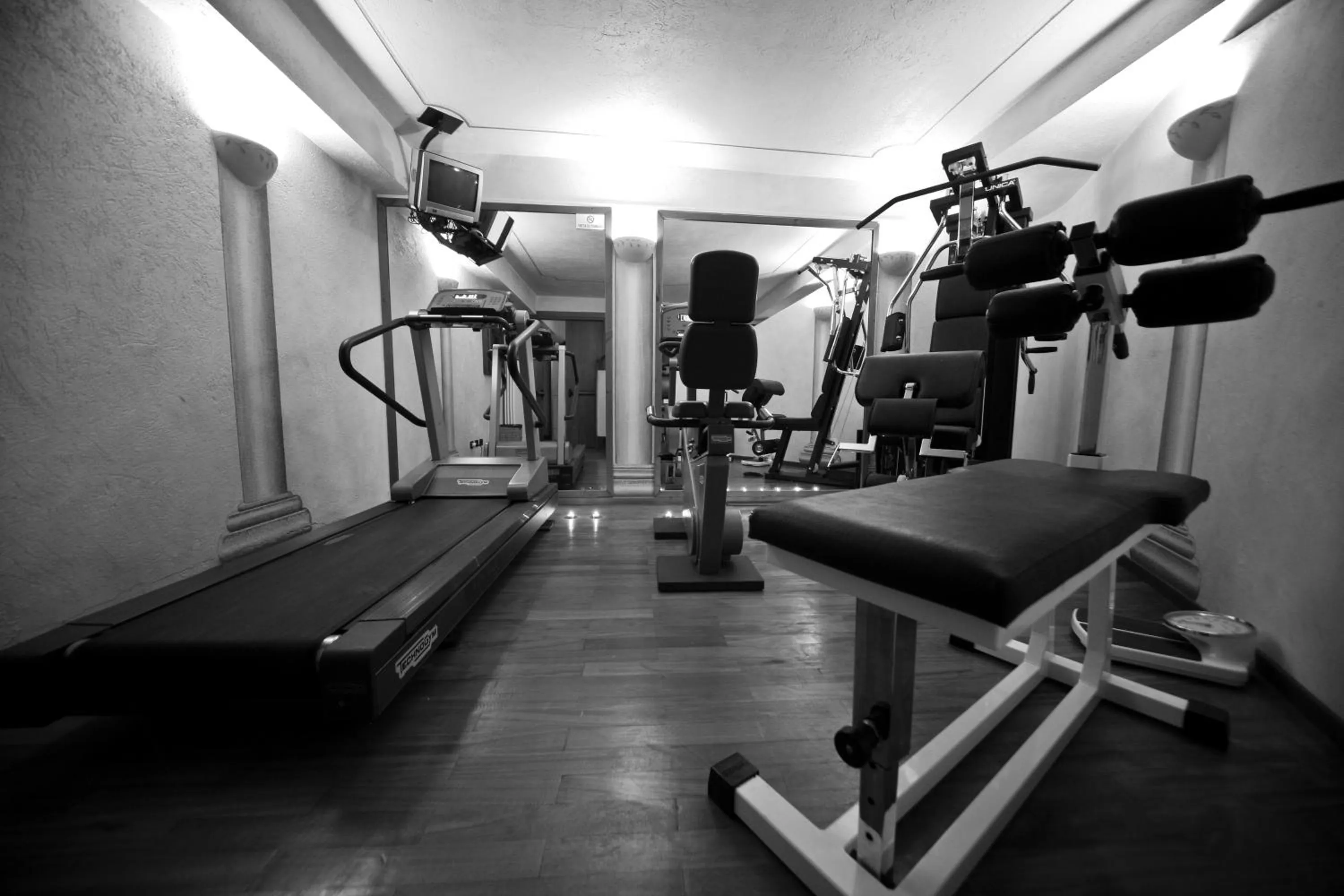 Fitness centre/facilities in Villa Novecento Romantic Hotel - Estella Hotel Collection & Experience