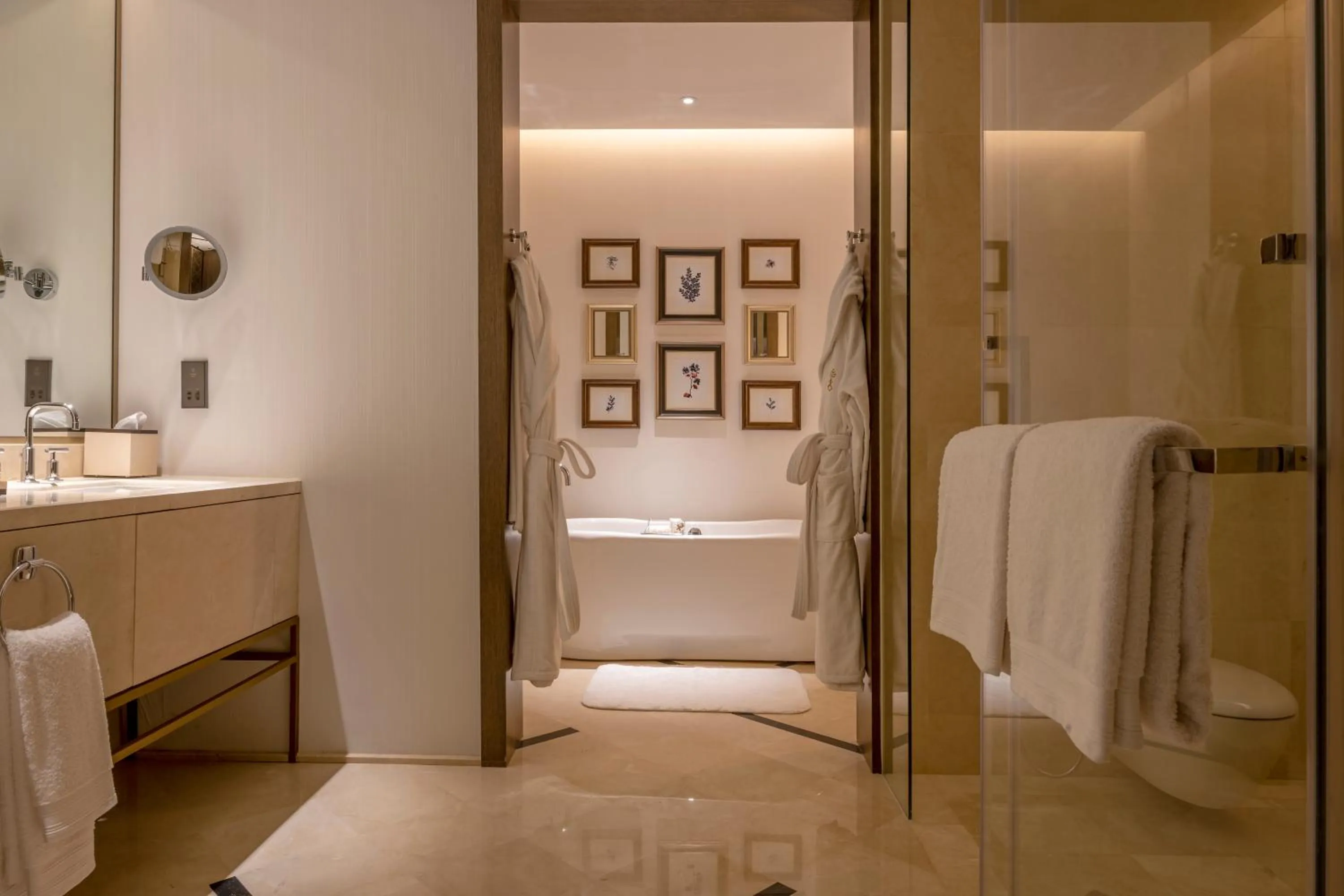 Bathroom, Bed in Jareed Hotel Riyadh