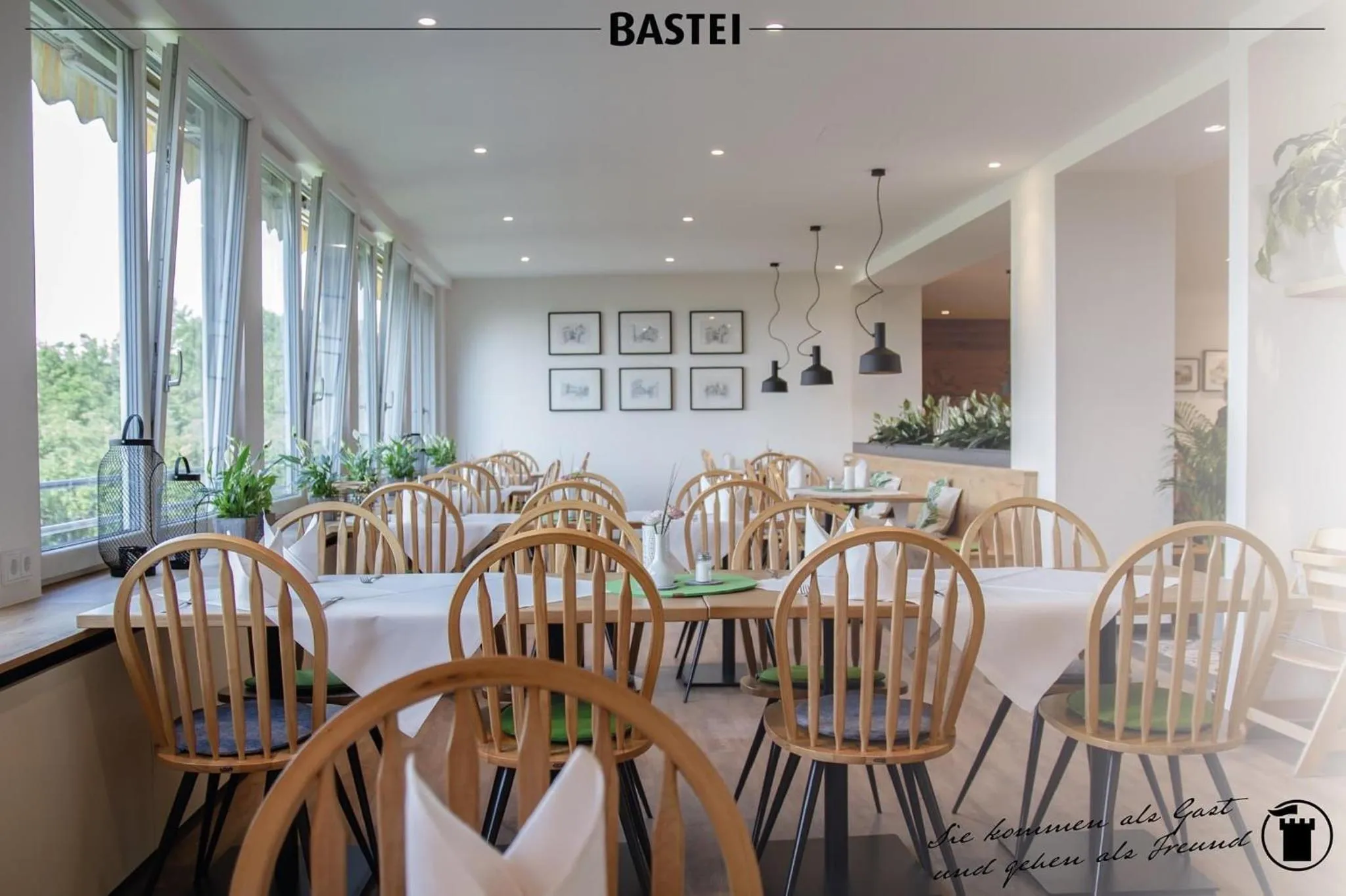 Restaurant/places to eat in Hotel Bastei