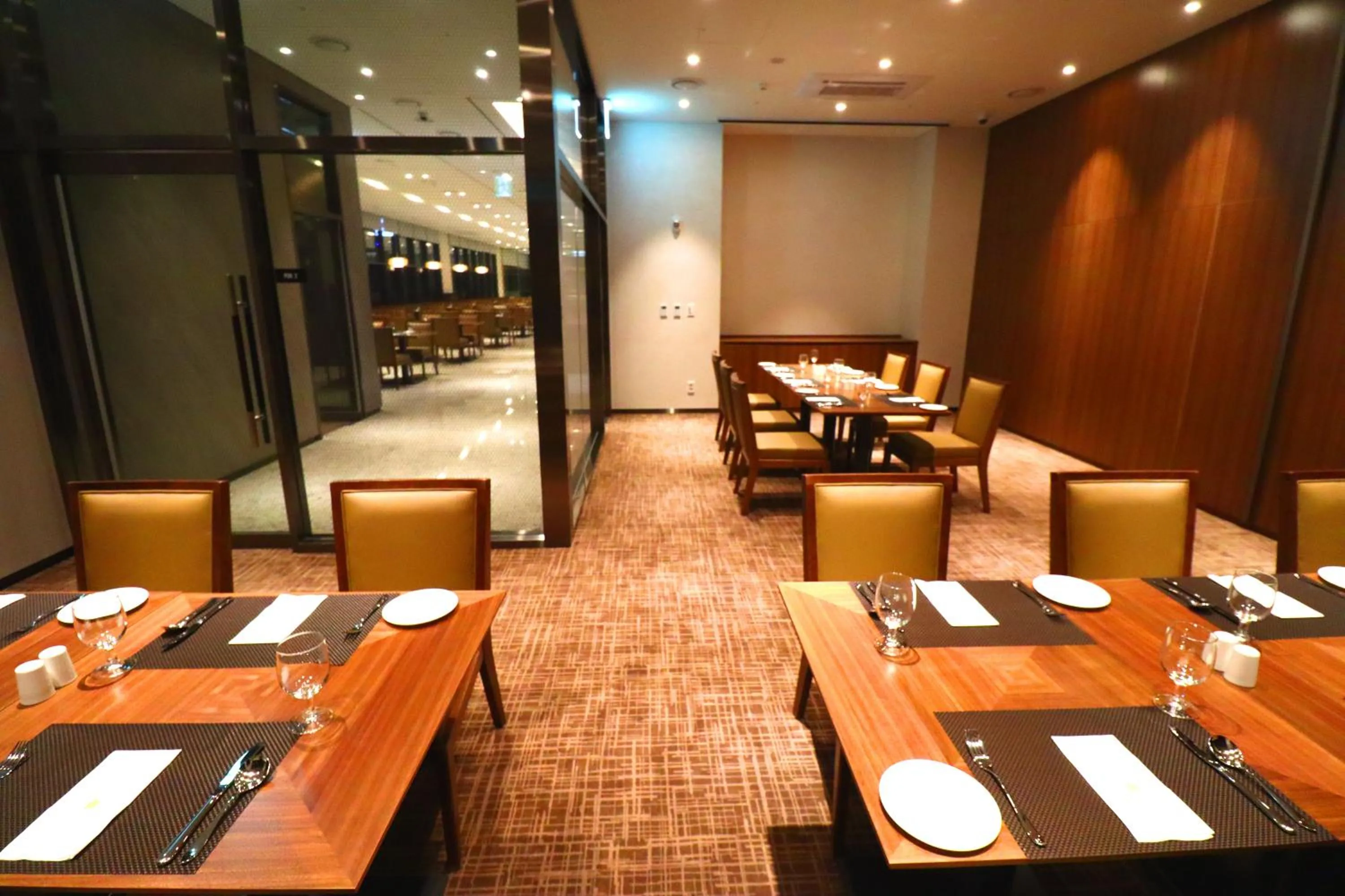 Stanford Hotel Myeongdong