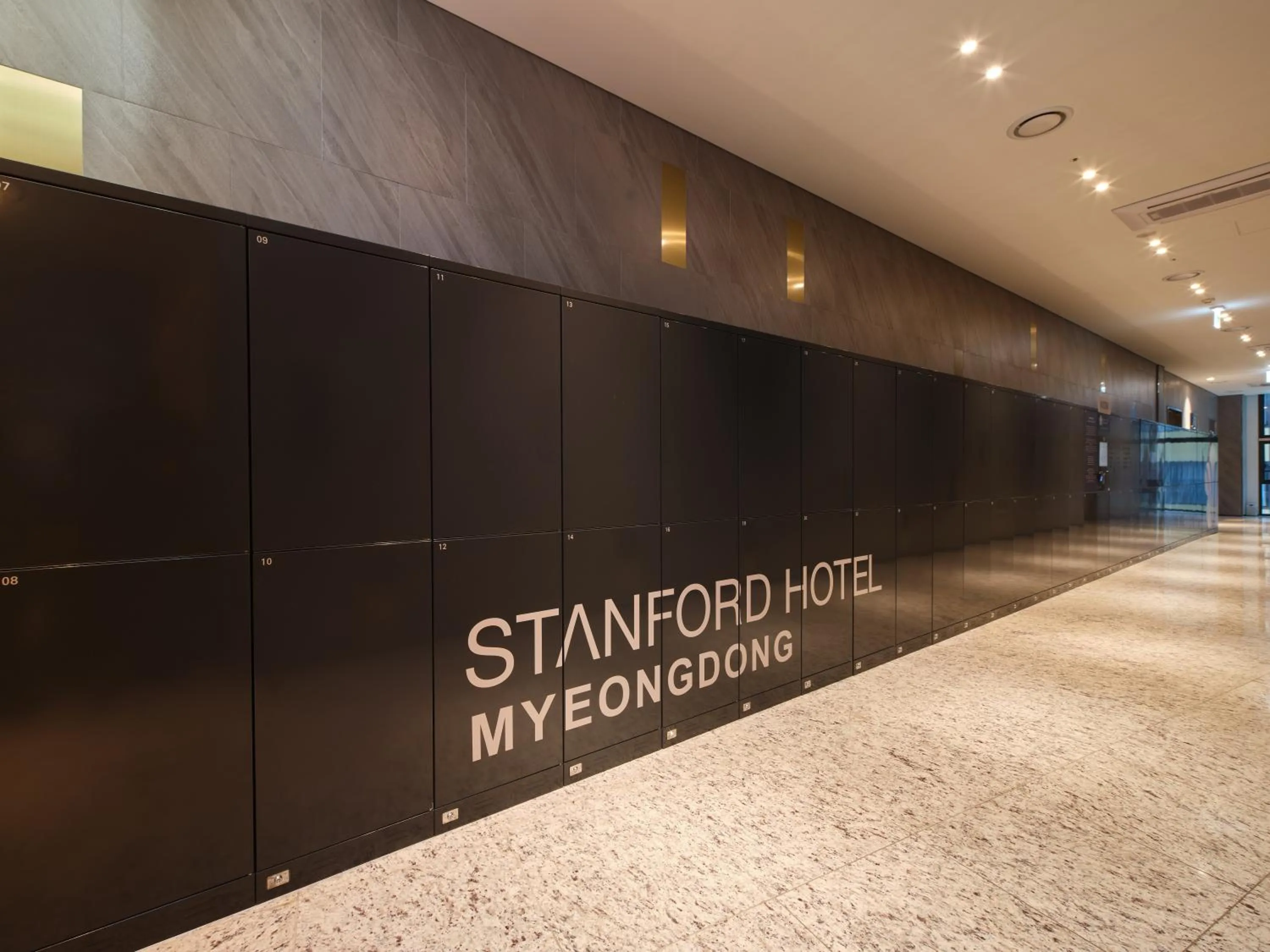 locker in Stanford Hotel Myeongdong