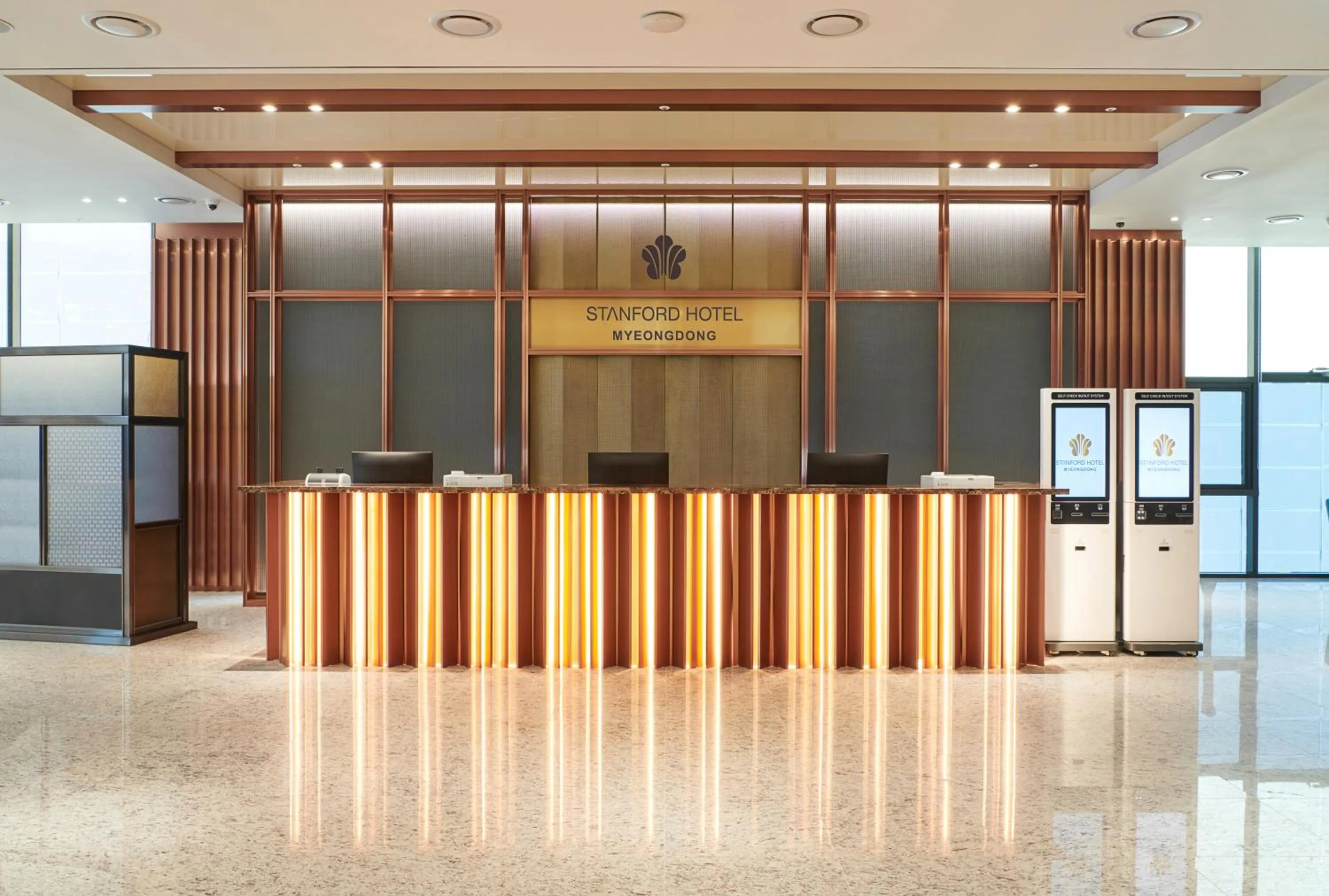 Stanford Hotel Myeongdong