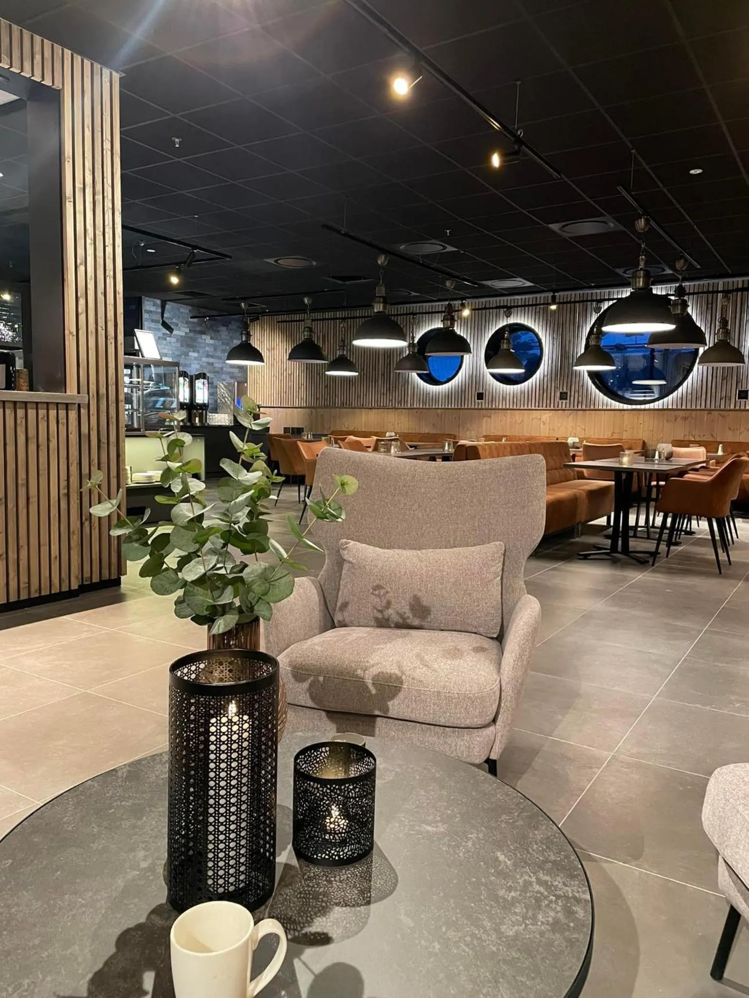 Seating area in Arctic Sea Hotel