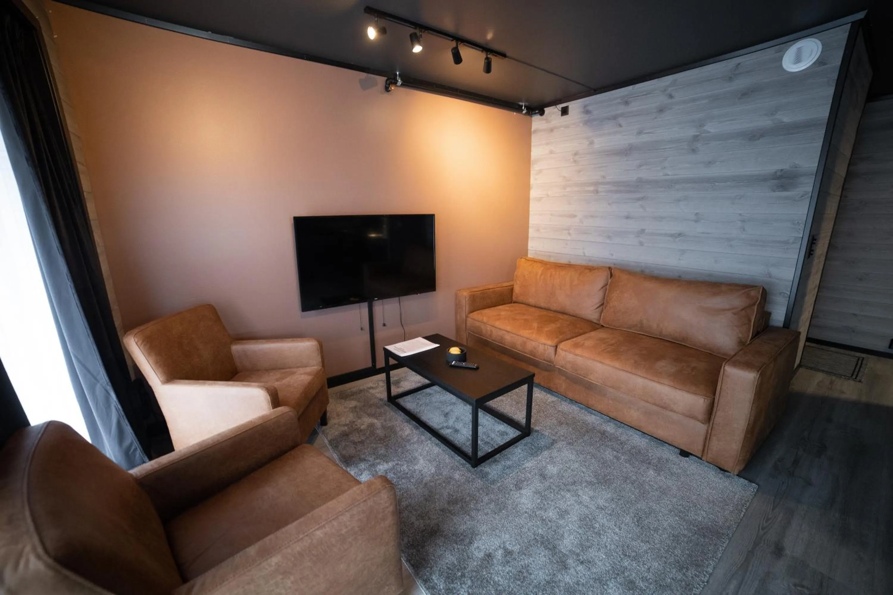 TV and multimedia in Arctic Sea Hotel