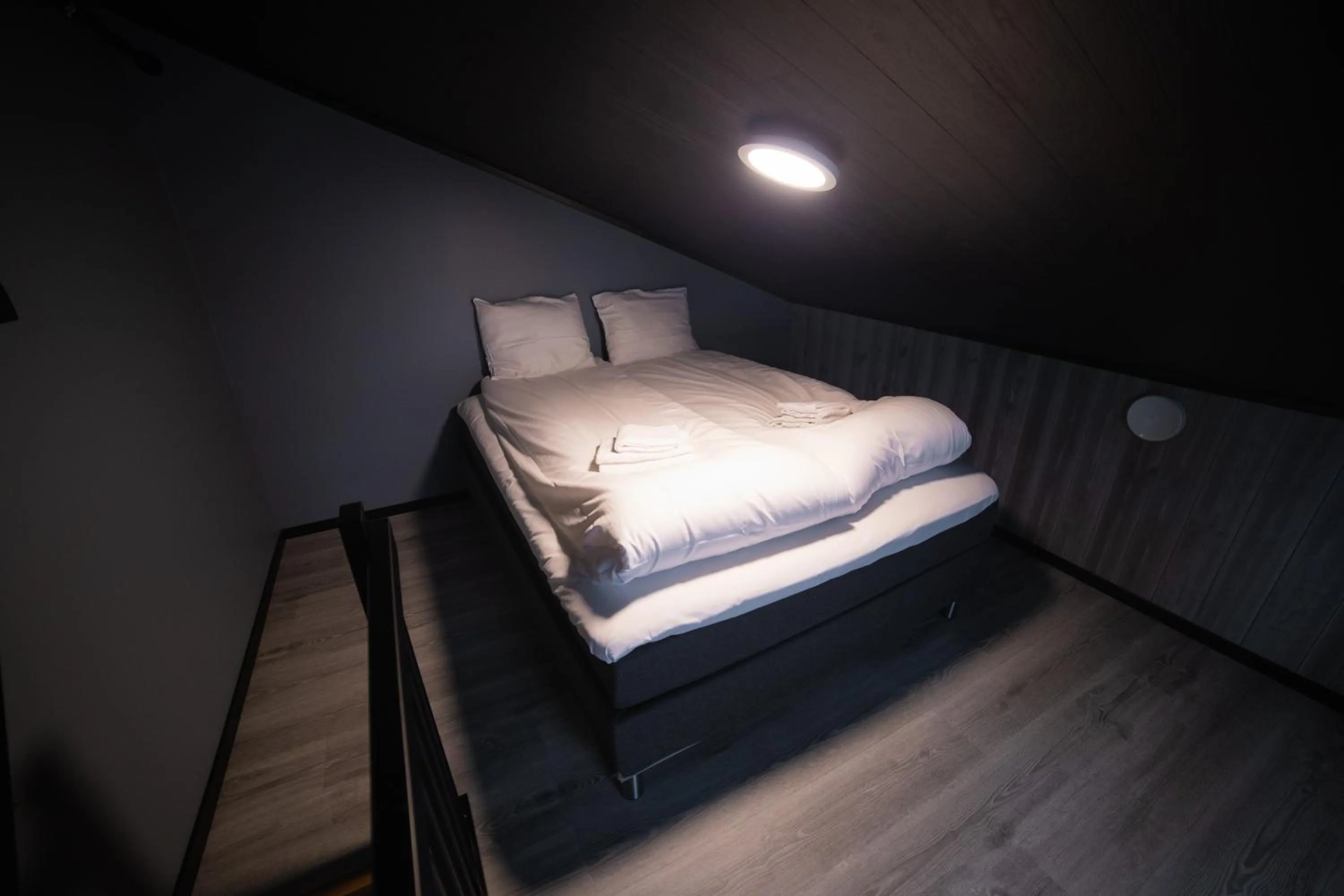 Bedroom, Bed in Arctic Sea Hotel