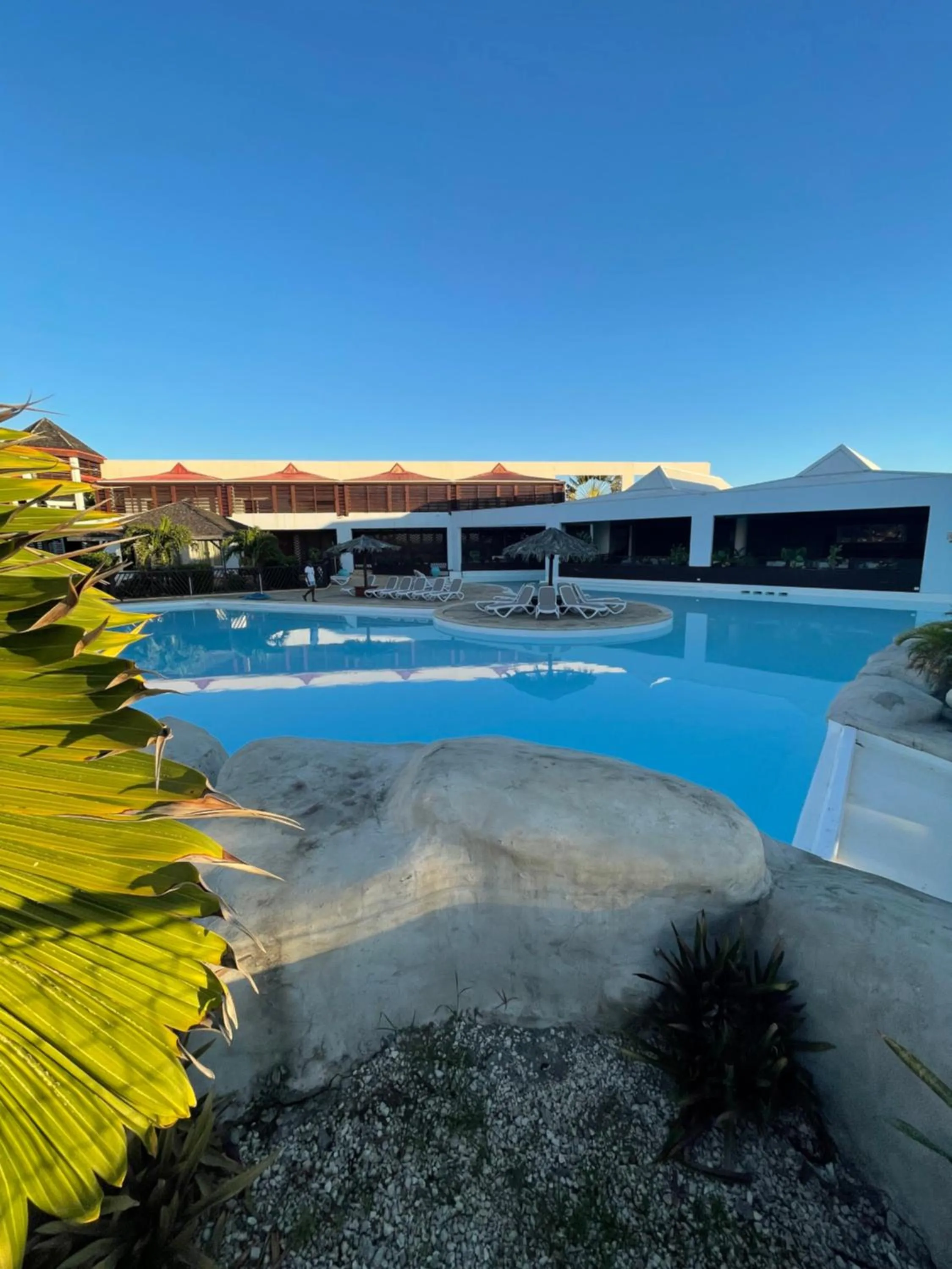 Studio 25 m Manganao Joela 4 personnes avec machine a laver