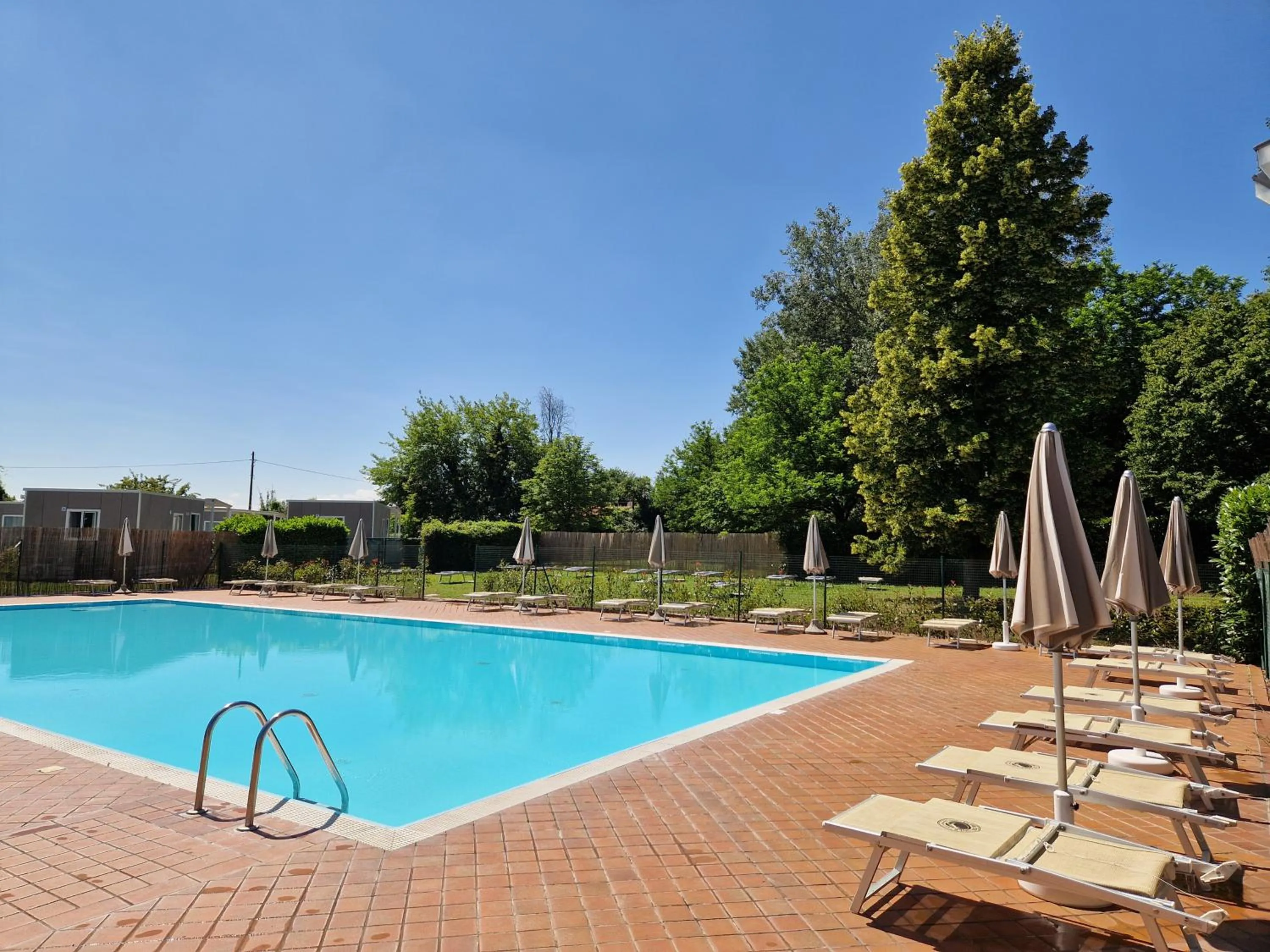 Swimming pool in Club del Sole Bologna Easy Camping Village