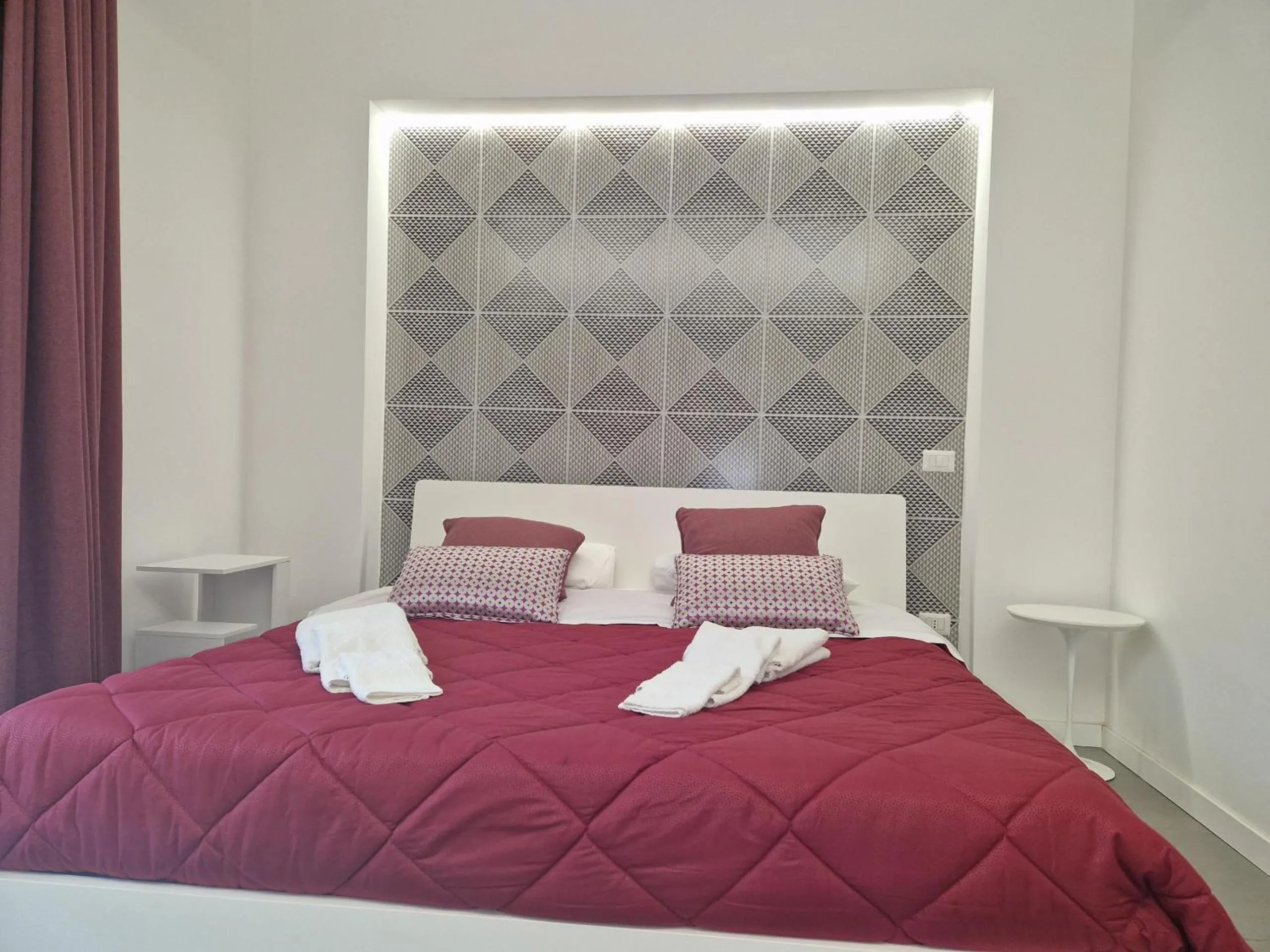 Bedroom, Bed in B&B Gemmis in Pompeii