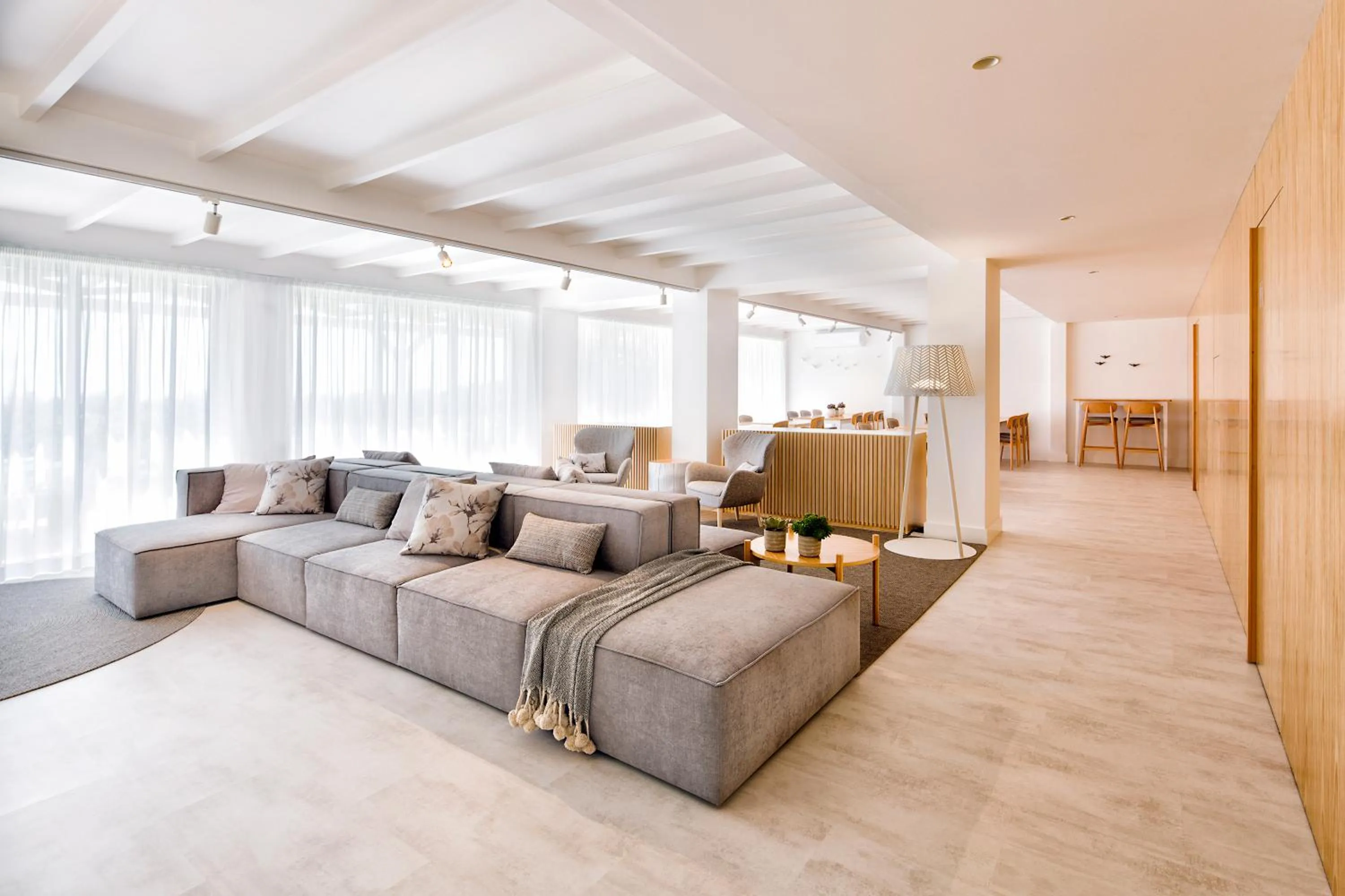 Communal lounge/ TV room in Quinta Dos Perfumes