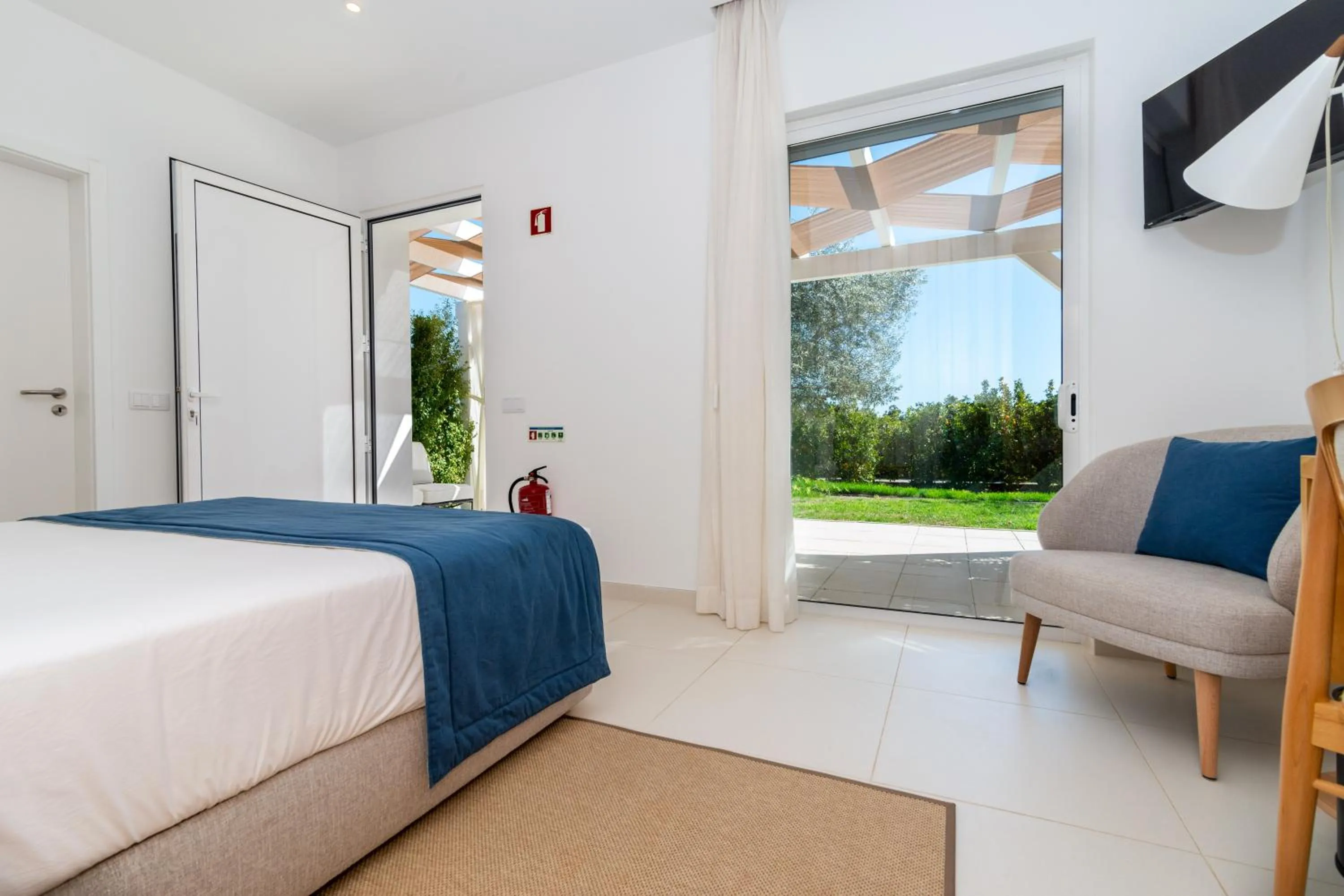 View (from property/room), Bed in Quinta Dos Perfumes