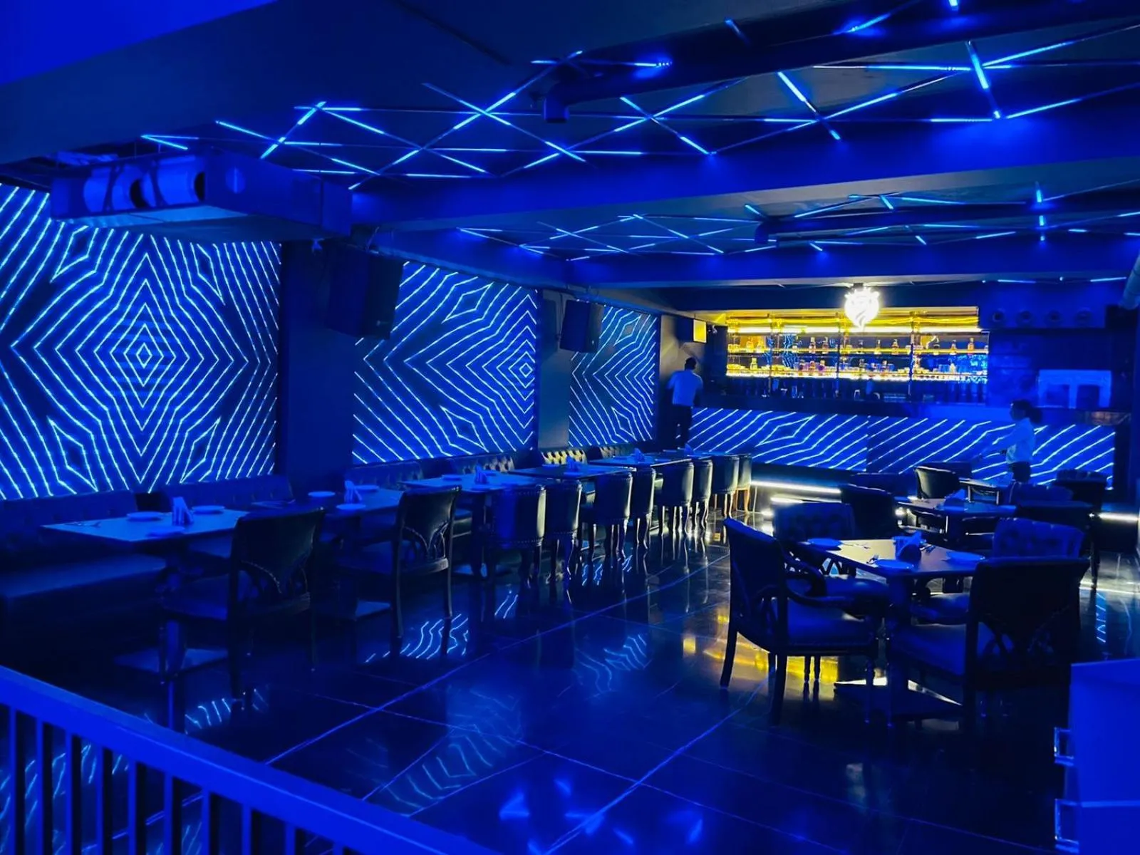 Restaurant/places to eat in Hotel BR Grand -Near Golden Temple