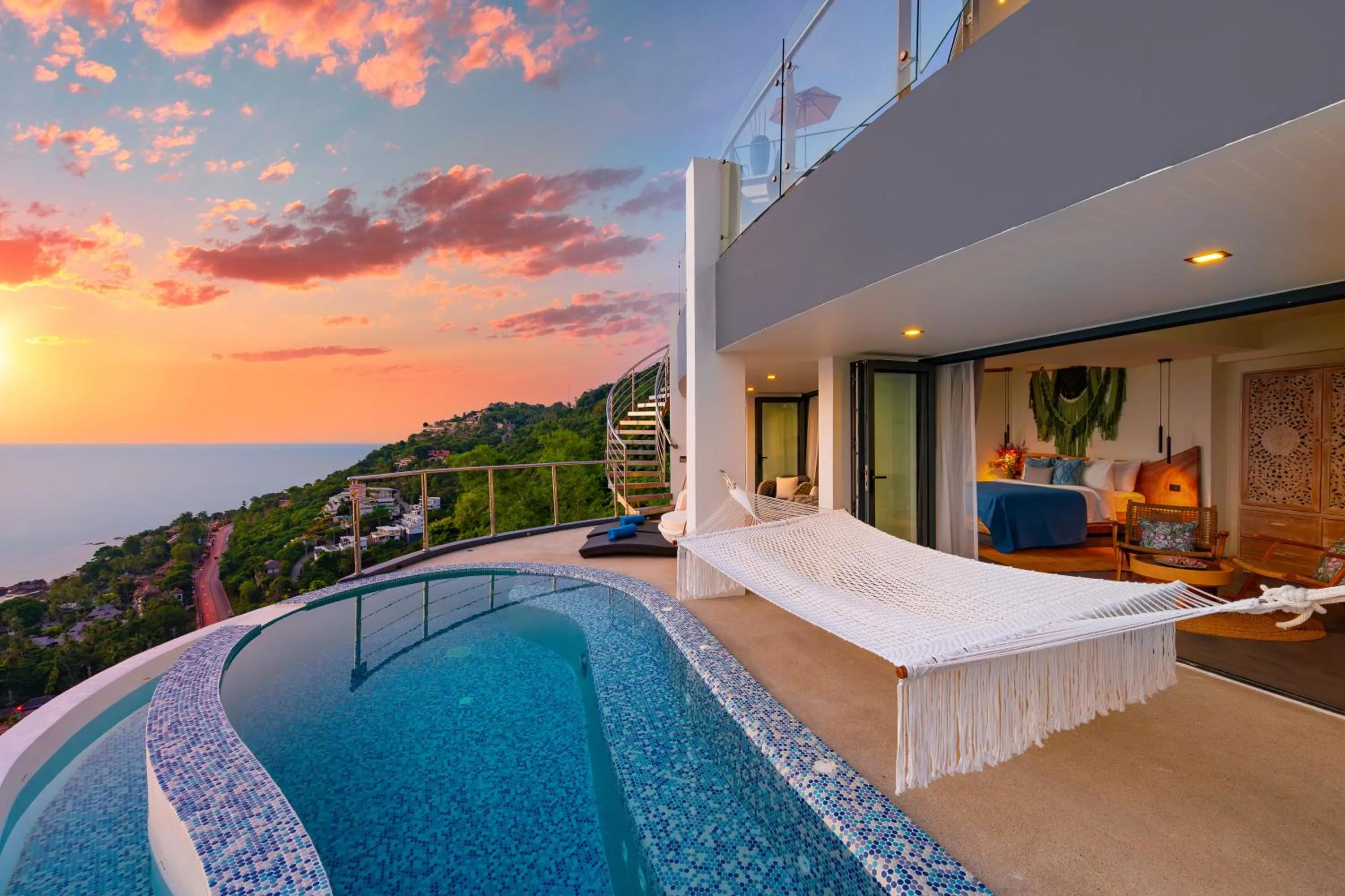 Villa Seawadee - luxurious, award-winning design Villa with amazing panoramic seaview