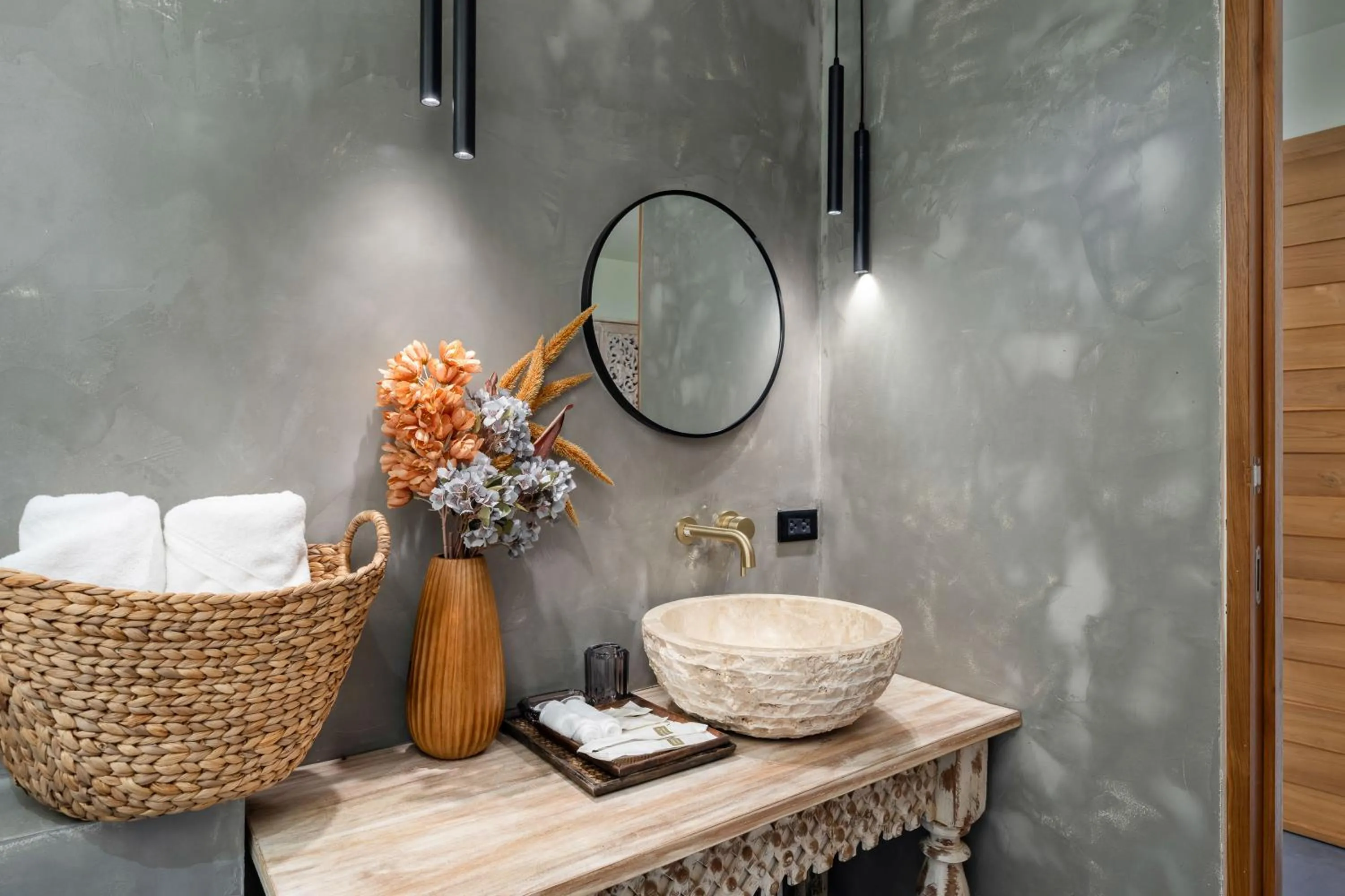 Villa Seawadee - luxurious, award-winning design Villa with amazing panoramic seaview