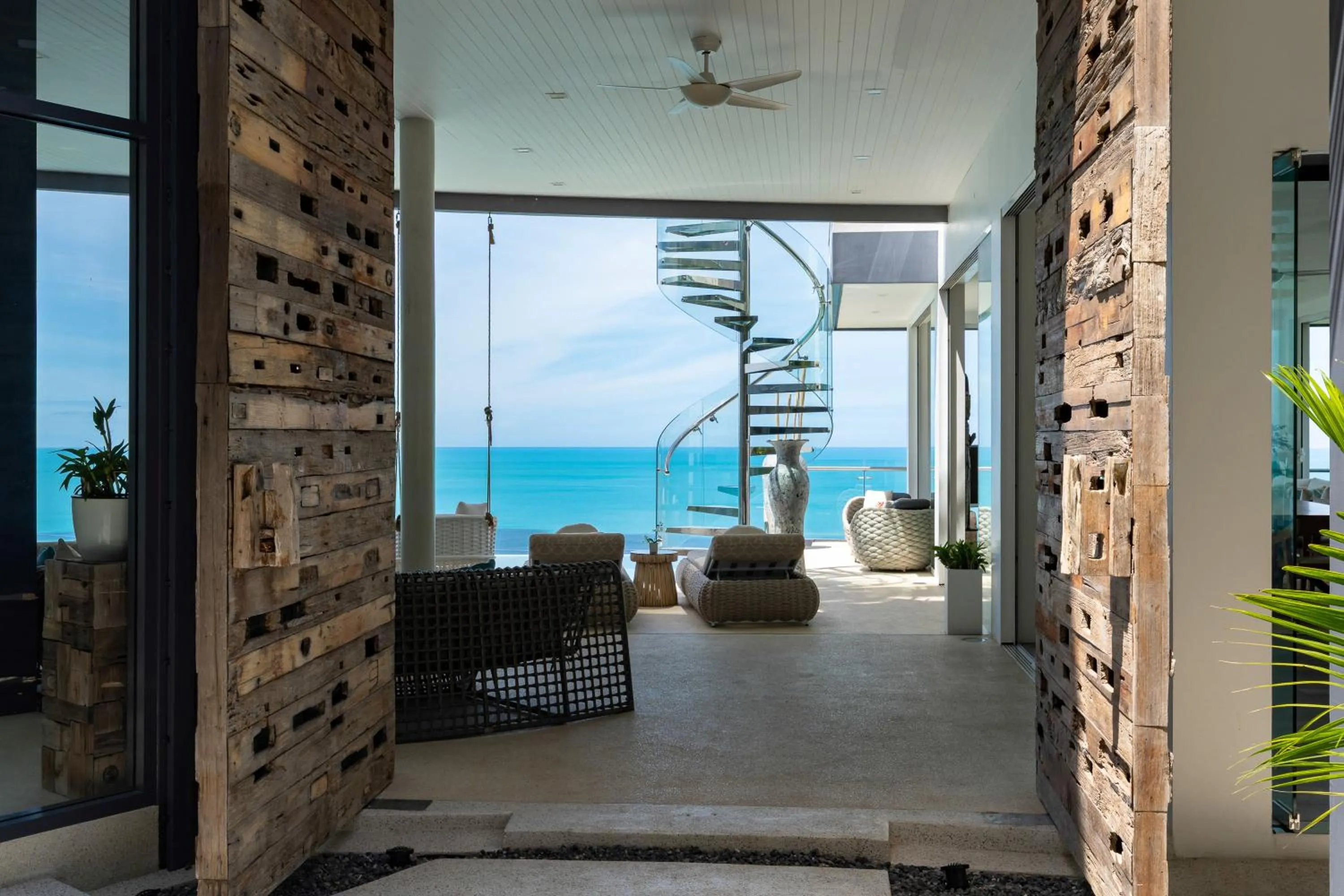 Villa Seawadee - luxurious, award-winning design Villa with amazing panoramic seaview