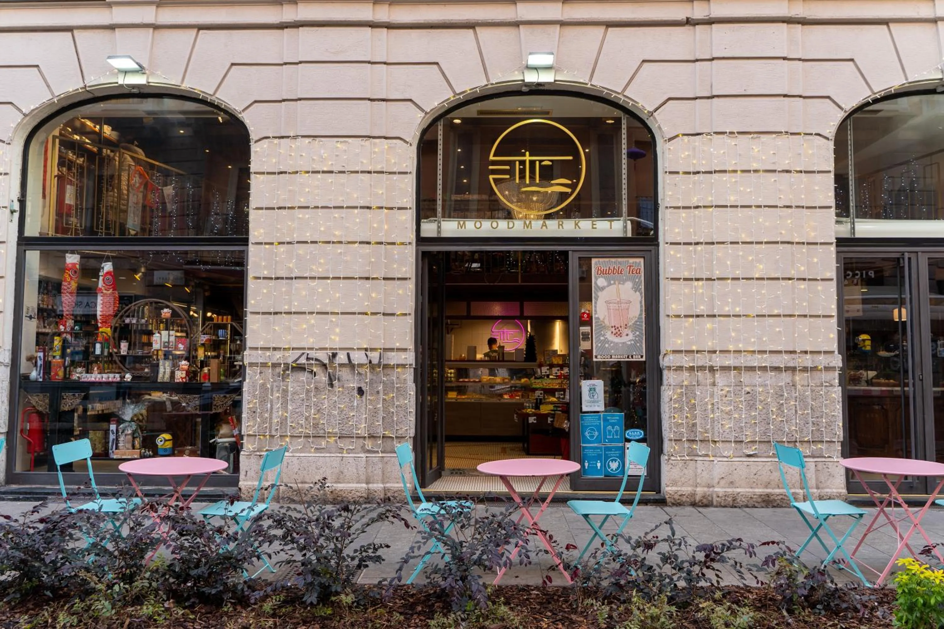 Restaurant/places to eat in Mama House