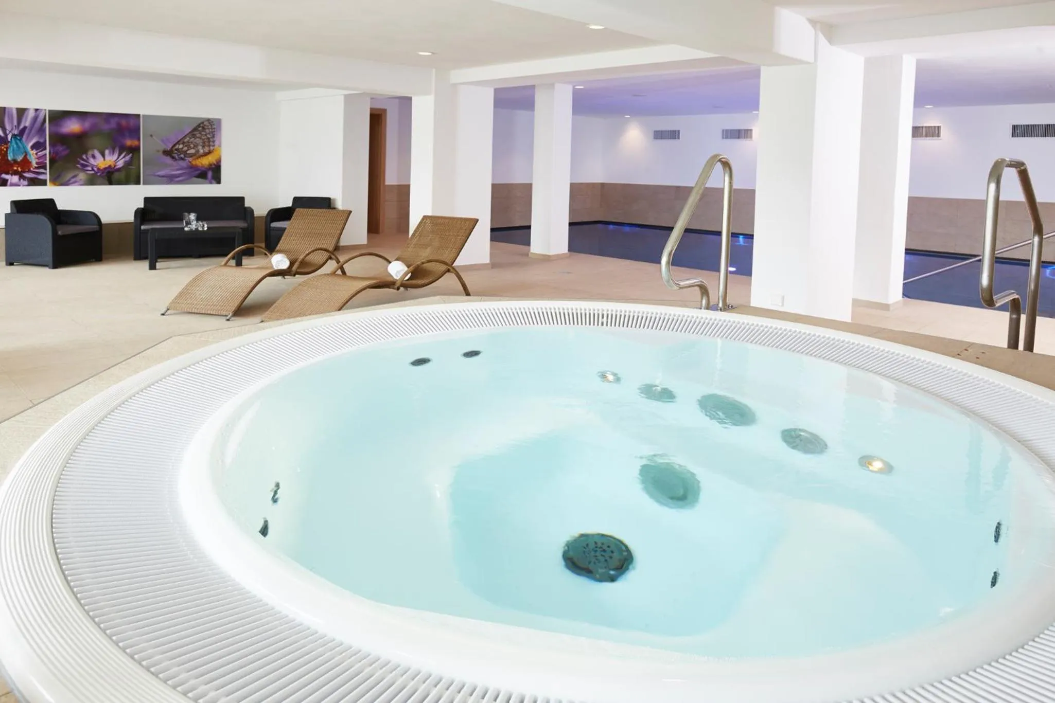 Hot Tub in Wohlfühlhotel Frohsinn