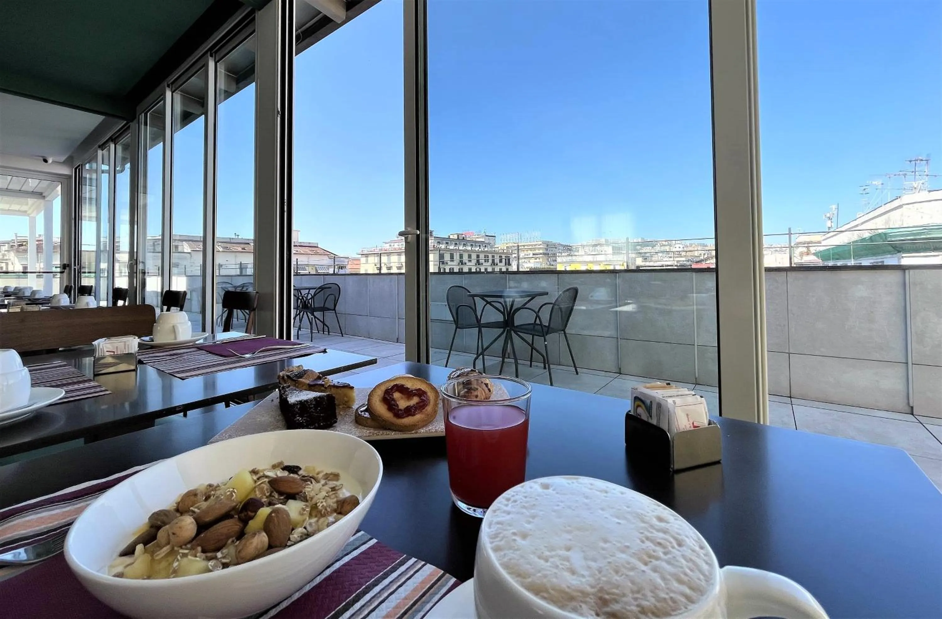 Breakfast in Best Western Plus Hotel Plaza