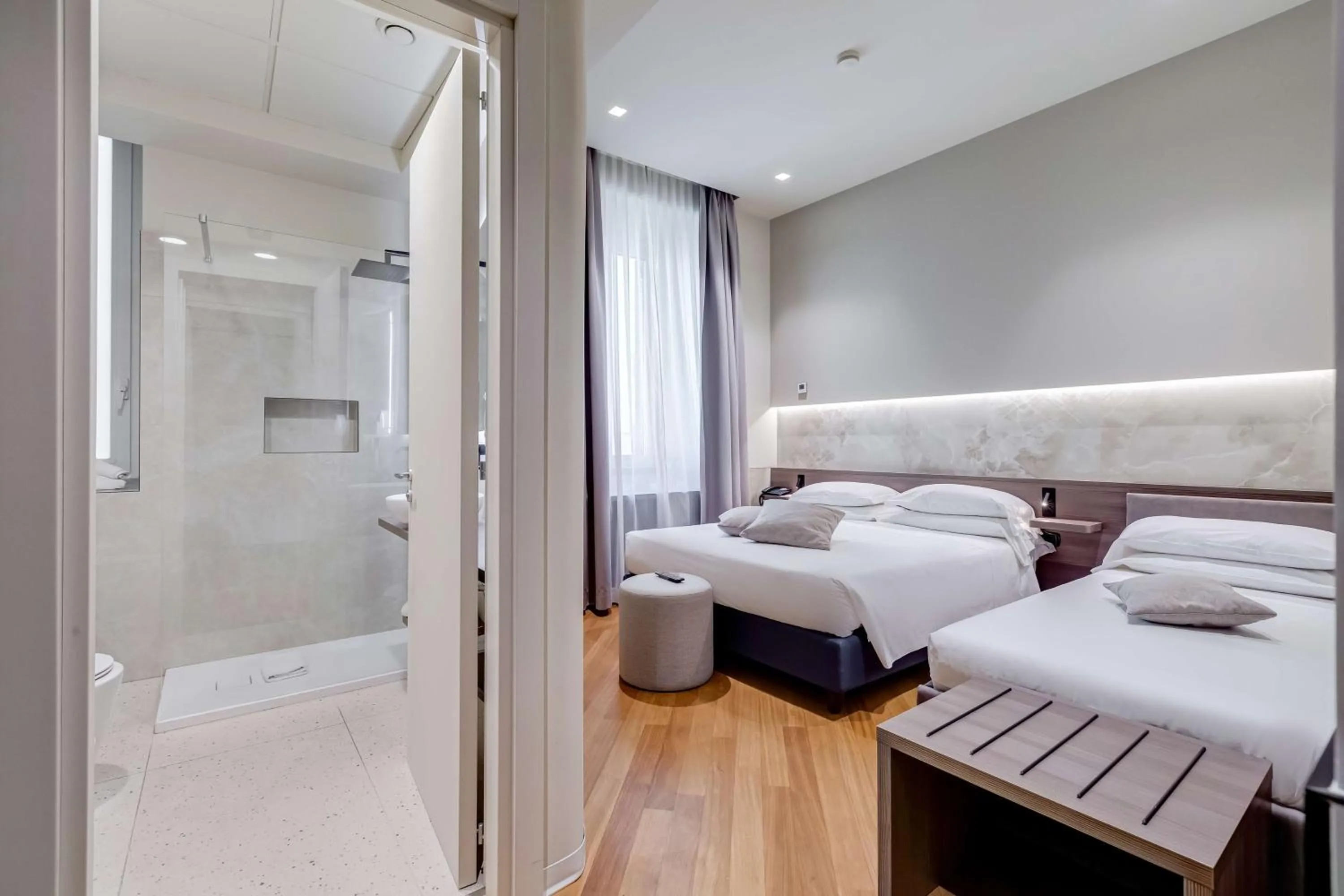 Bedroom, Bed in Best Western Plus Hotel Plaza