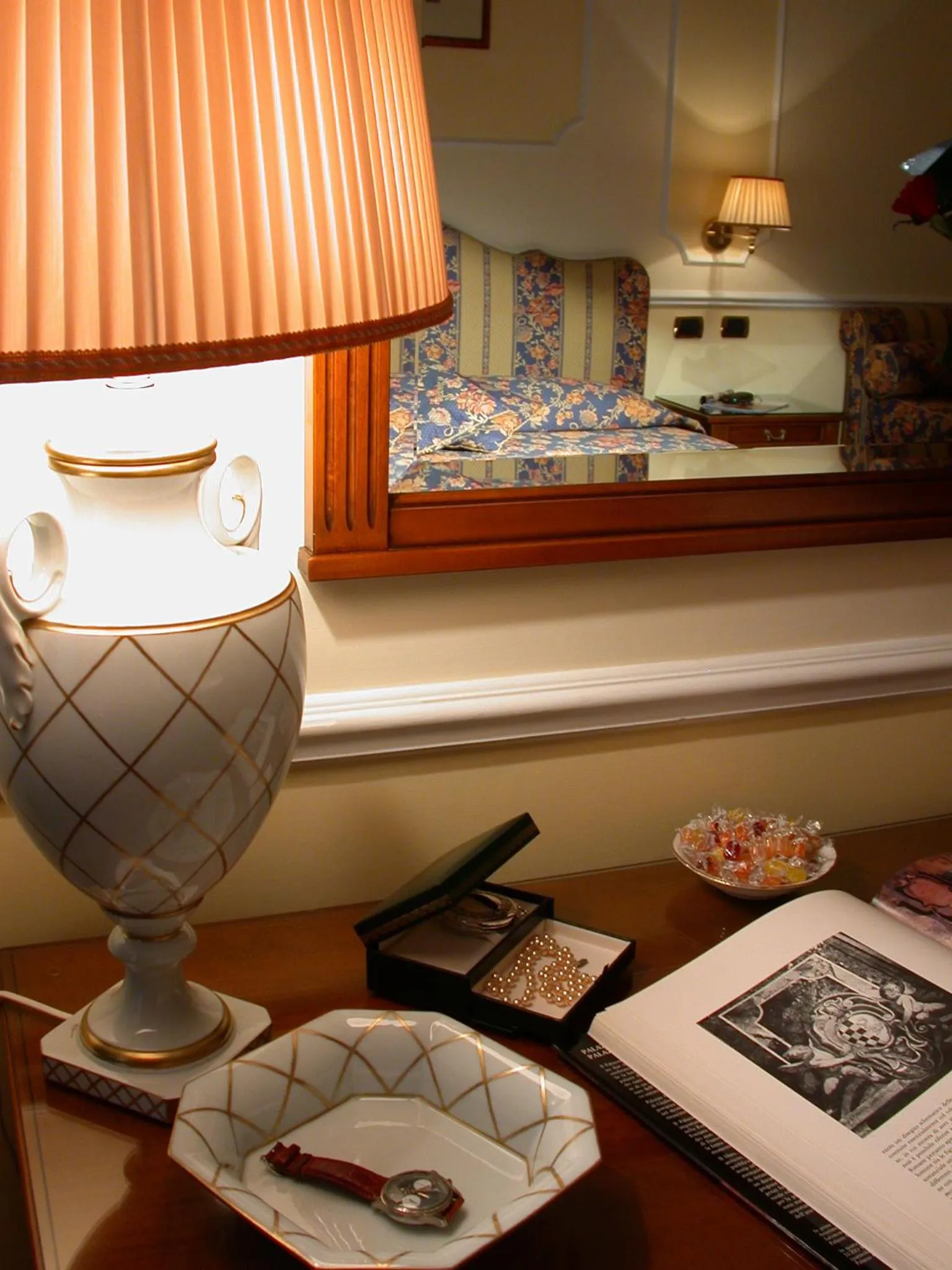 Decorative detail in Hotel Cellini