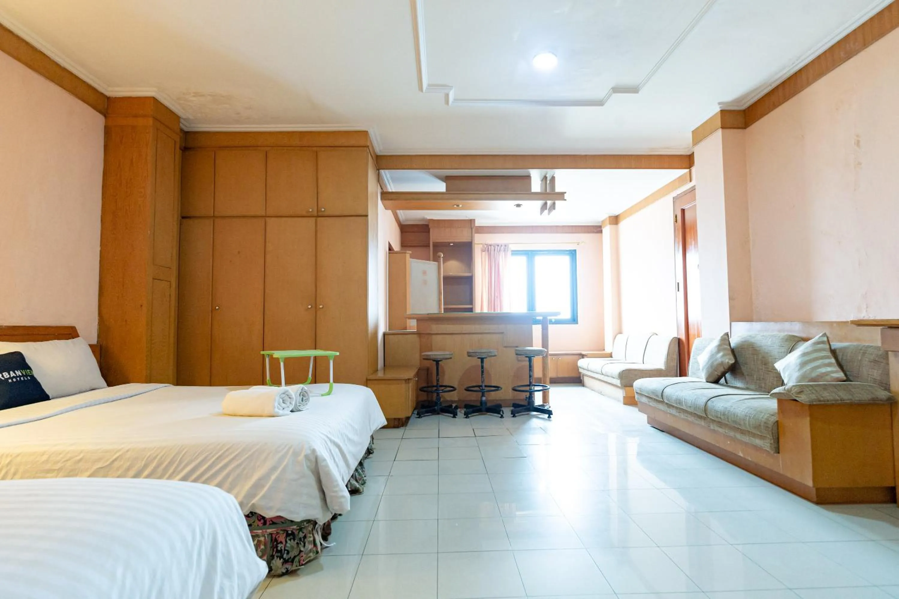 Bed in Urbanview Hotel P Residence Asemka