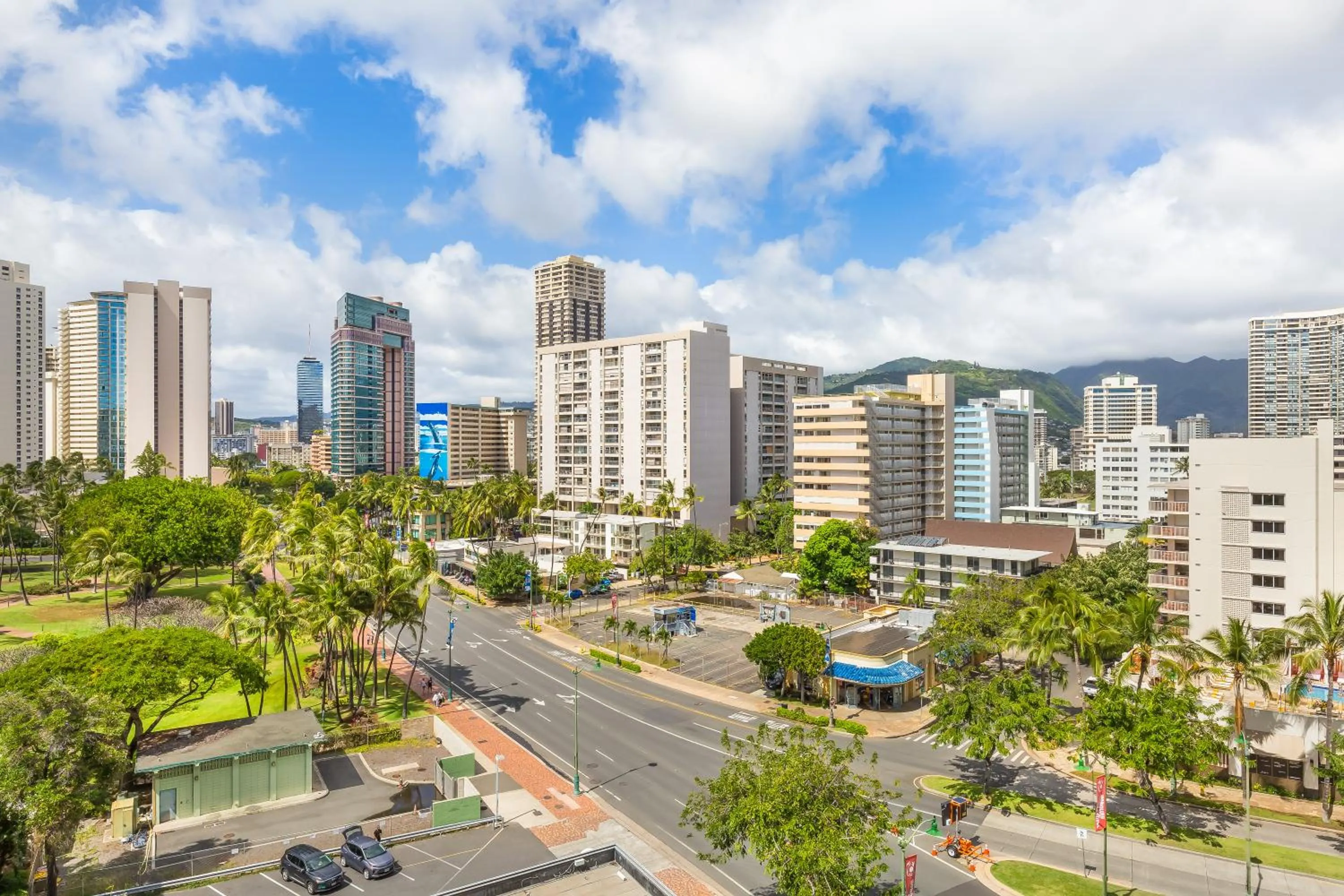 Property building in Luana Waikiki Hotel & Suites