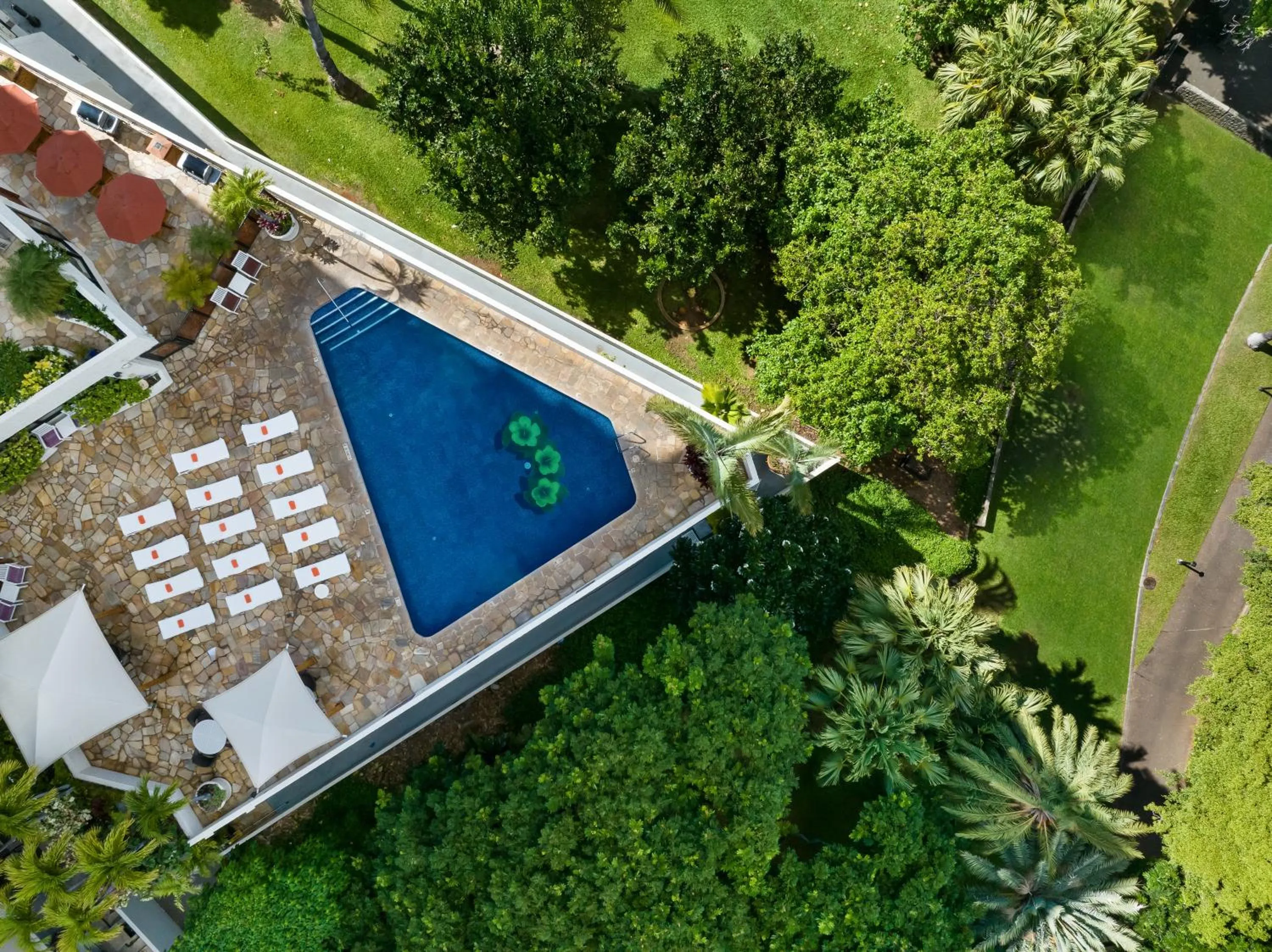 Swimming pool in Luana Waikiki Hotel & Suites