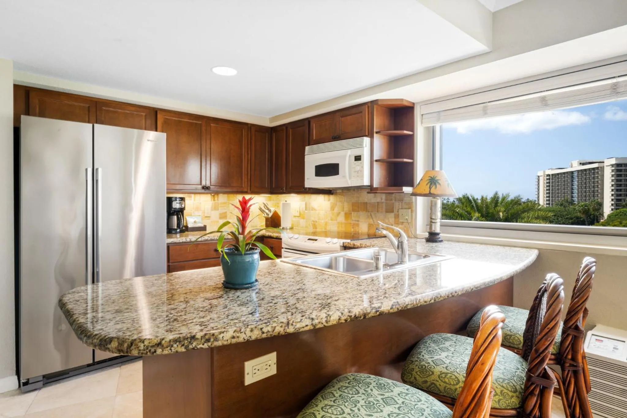 Kitchen or kitchenette in Luana Waikiki Hotel & Suites