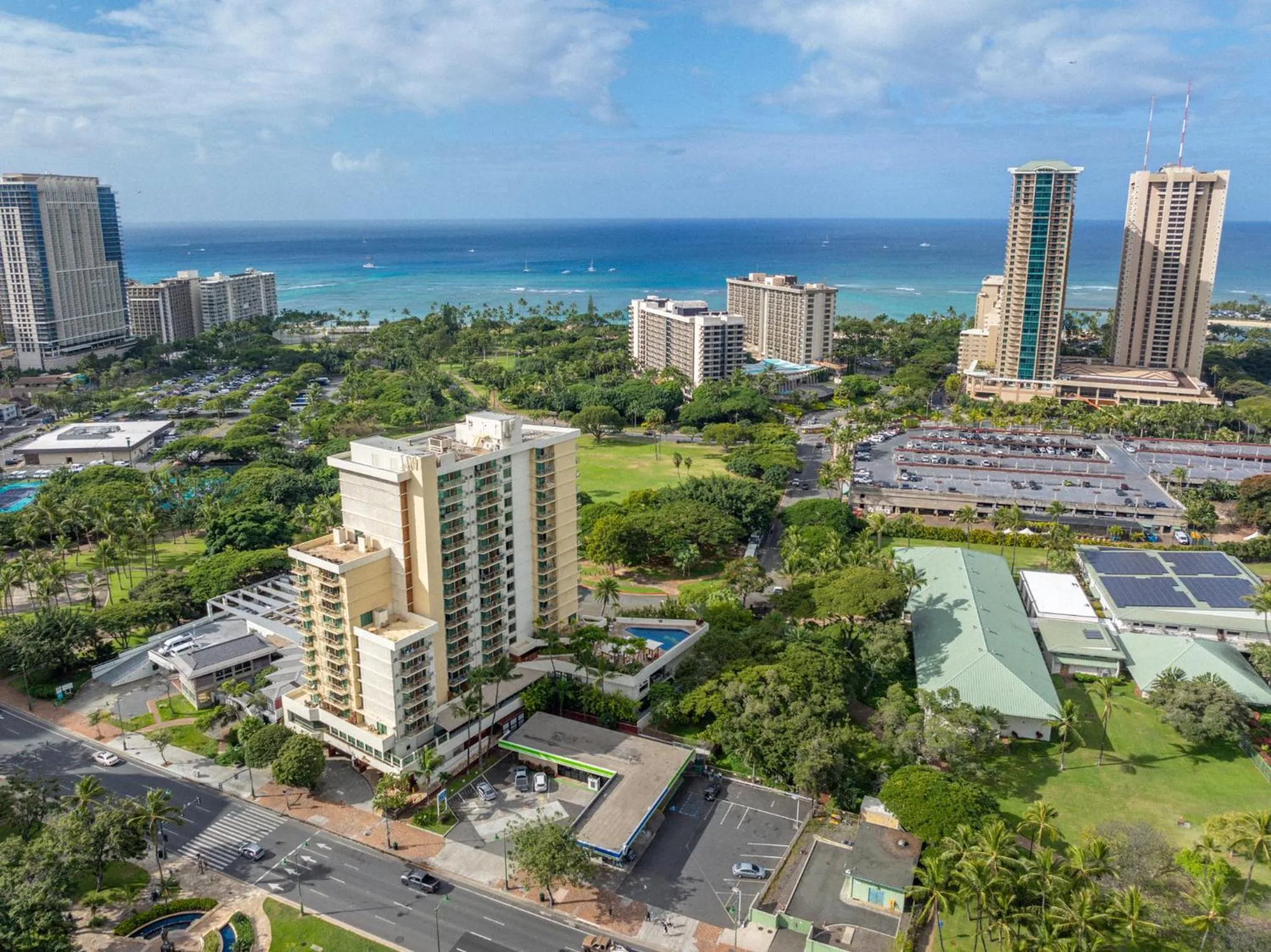 Property building in Luana Waikiki Hotel & Suites