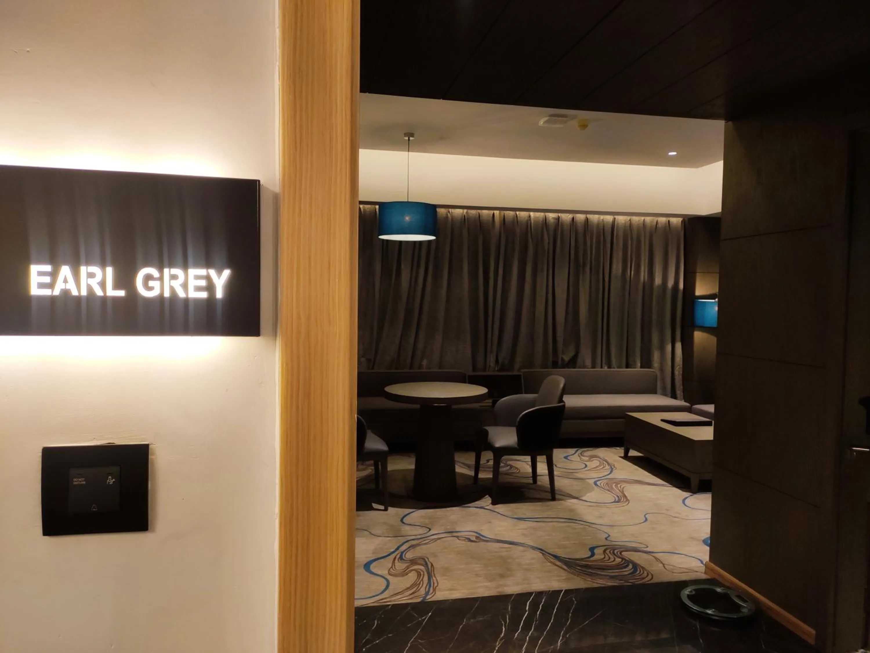 Facade/entrance in Sunhill Portico