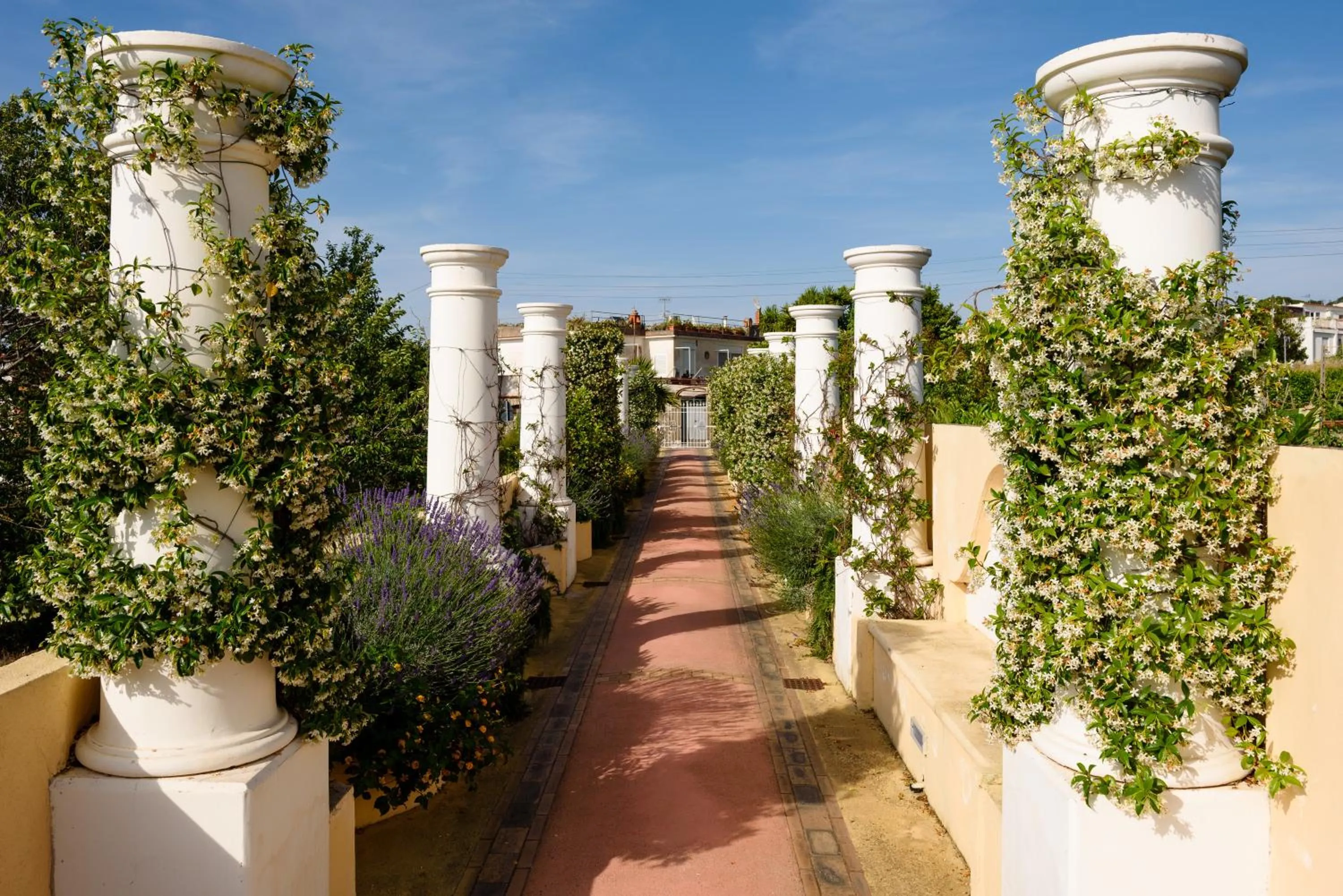 Property building in Hotel Bussola