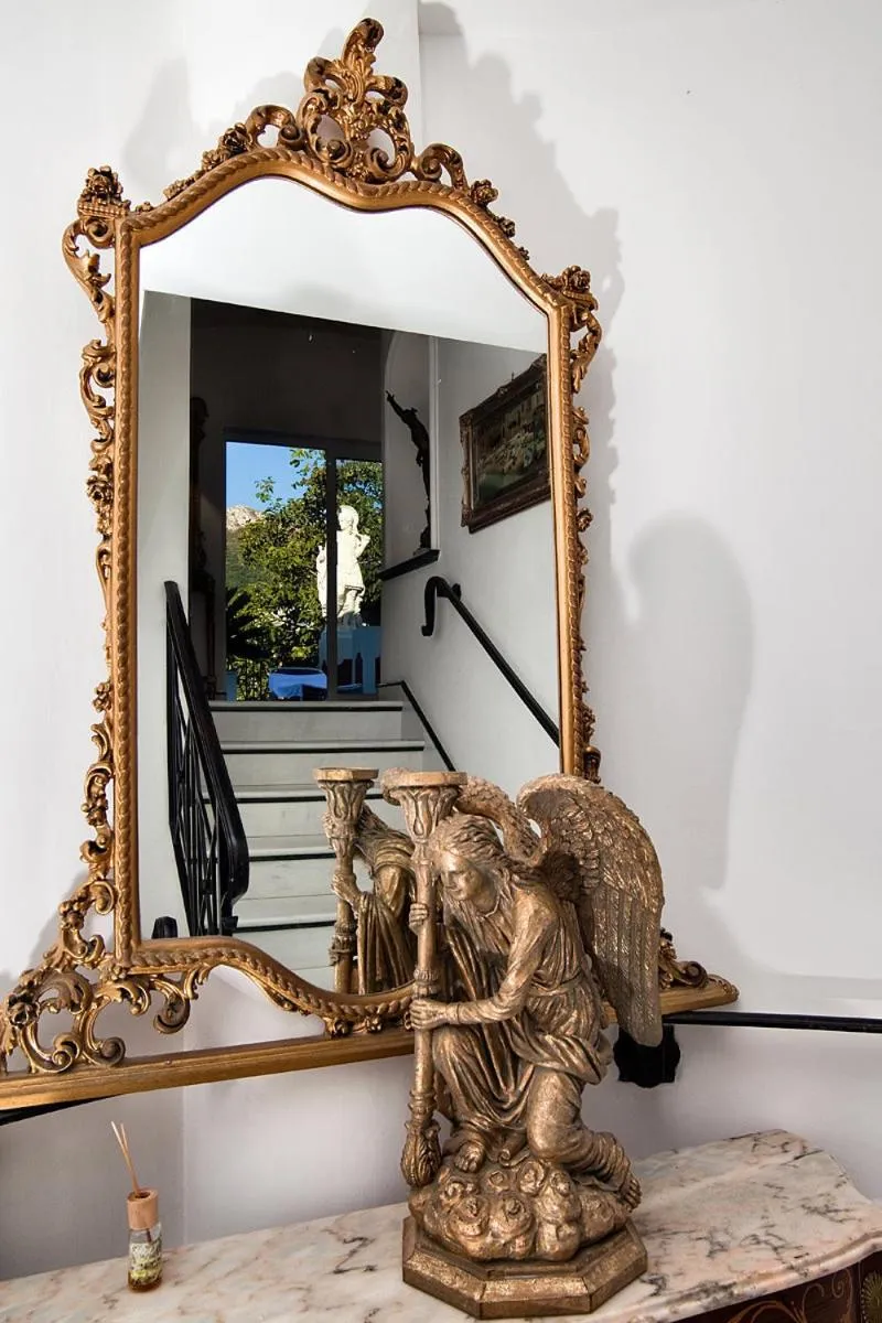 Decorative detail in Hotel Bussola