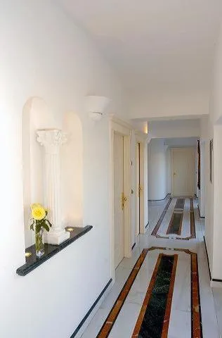 Decorative detail, Bed in Hotel Bussola