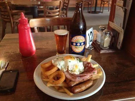 Restaurant/places to eat in Northpark Motel