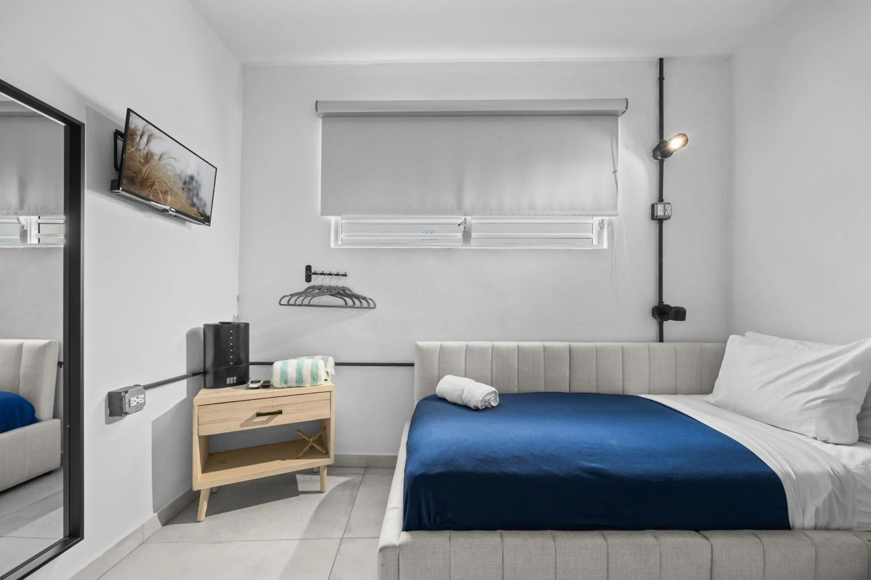 Bedroom, Bed in La Buena Vida Inn