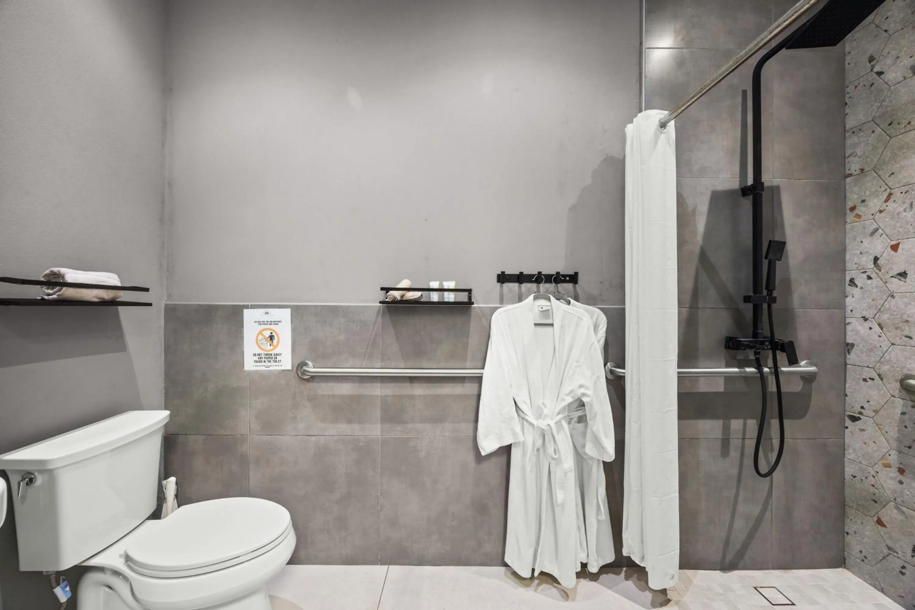 Bathroom in La Buena Vida Inn