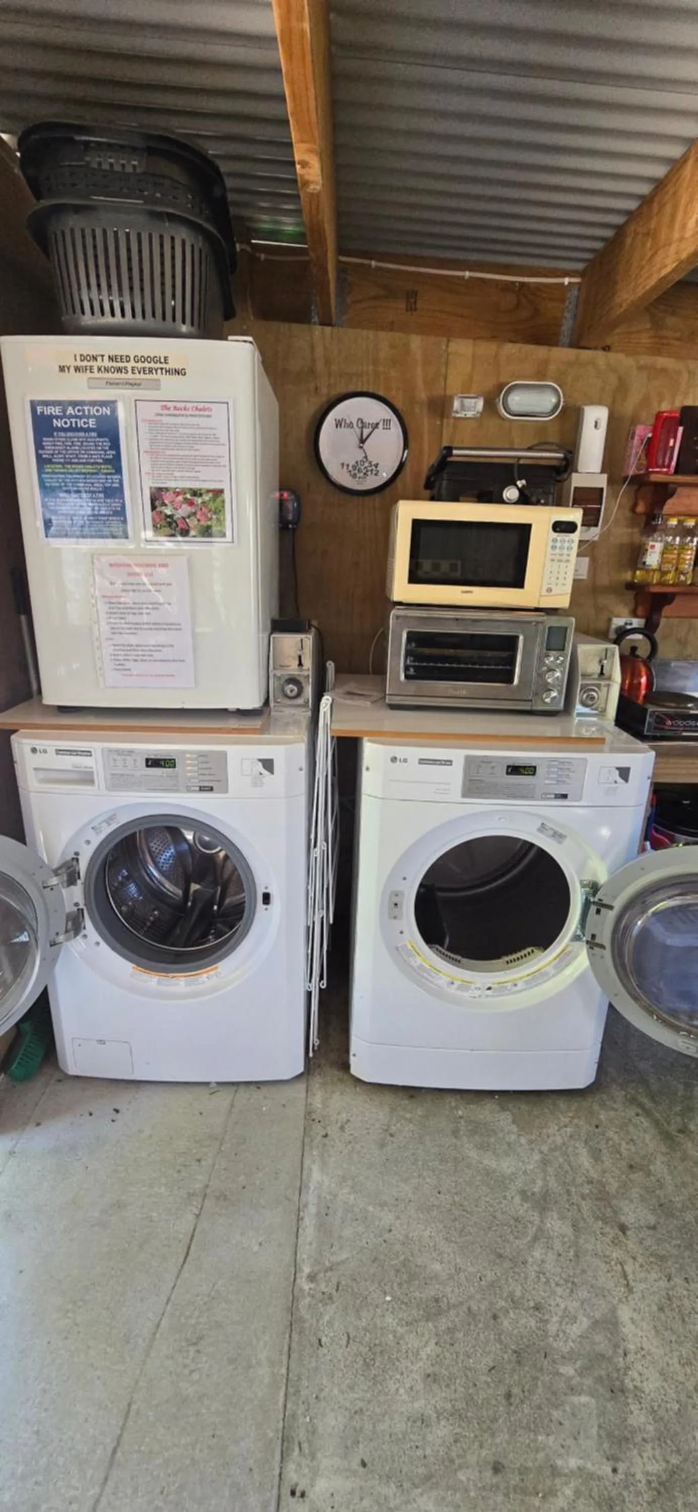 Kitchen or kitchenette in The Rocks Chalets