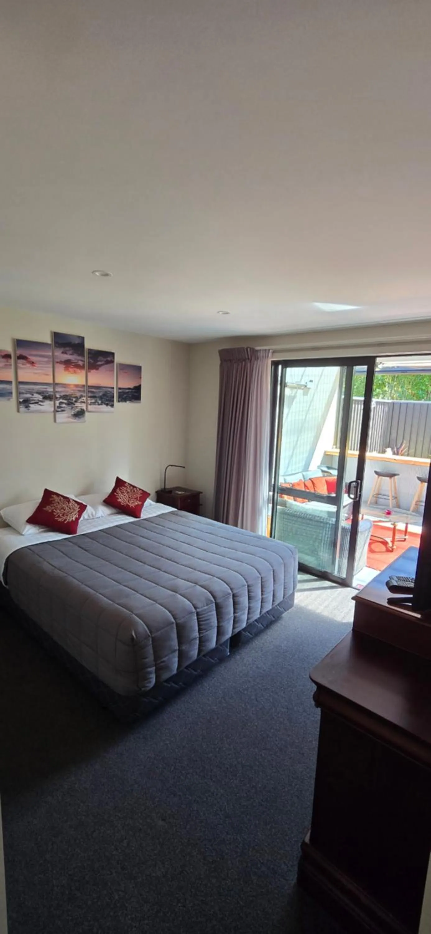 Bedroom, Bed in The Rocks Chalets