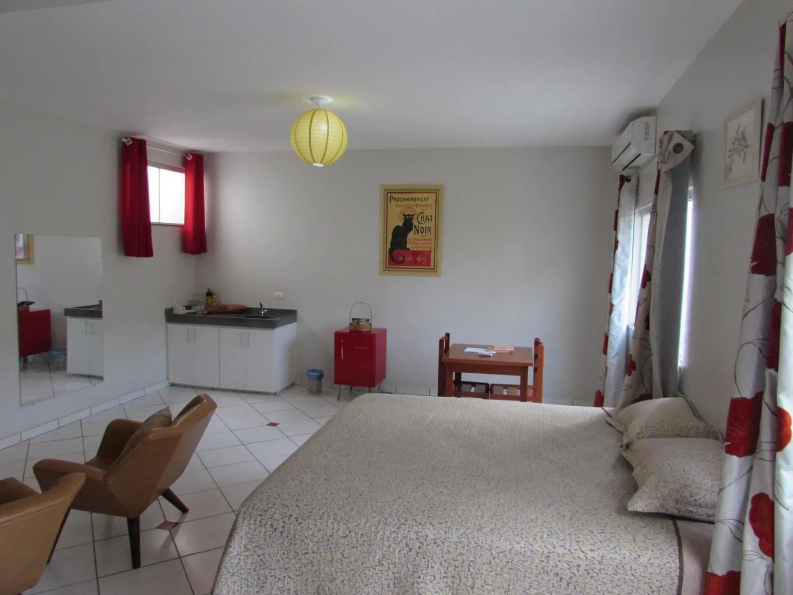 Photo of the whole room, Bed in Pousada Beira Rio