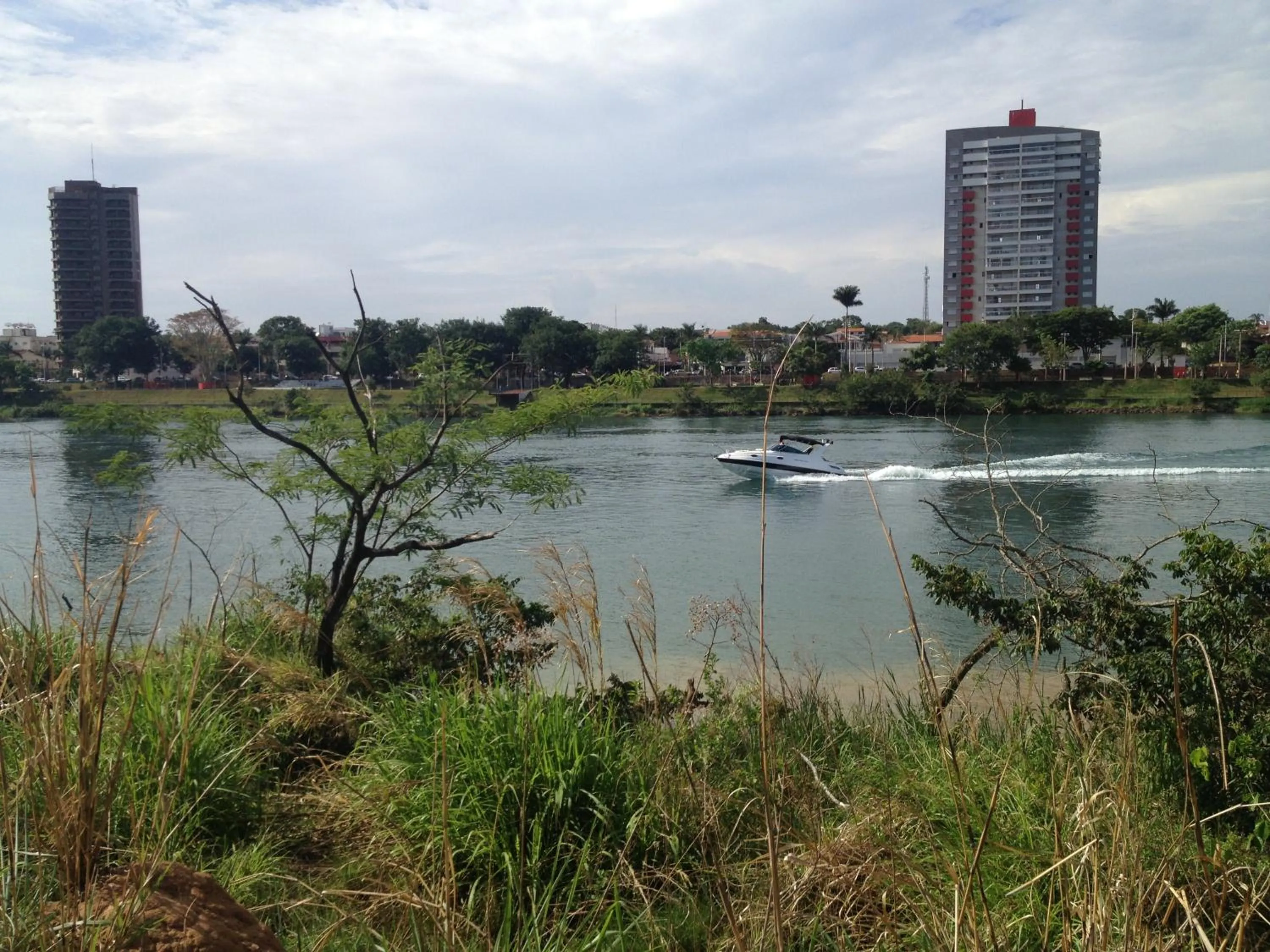 Restaurant/places to eat in Pousada Beira Rio