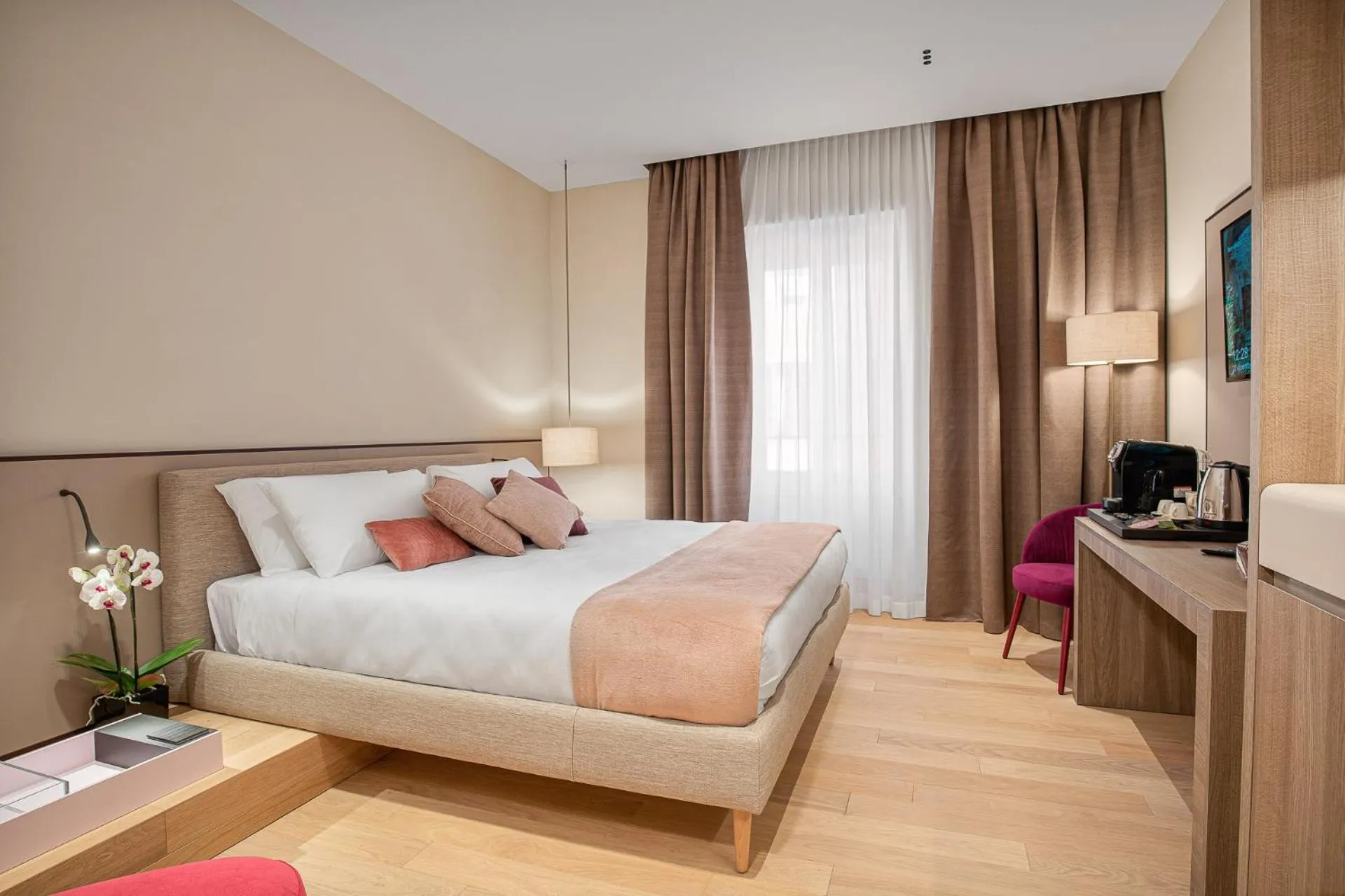 Photo of the whole room, Bed in PALAZZO UBERTINI Urban Suites