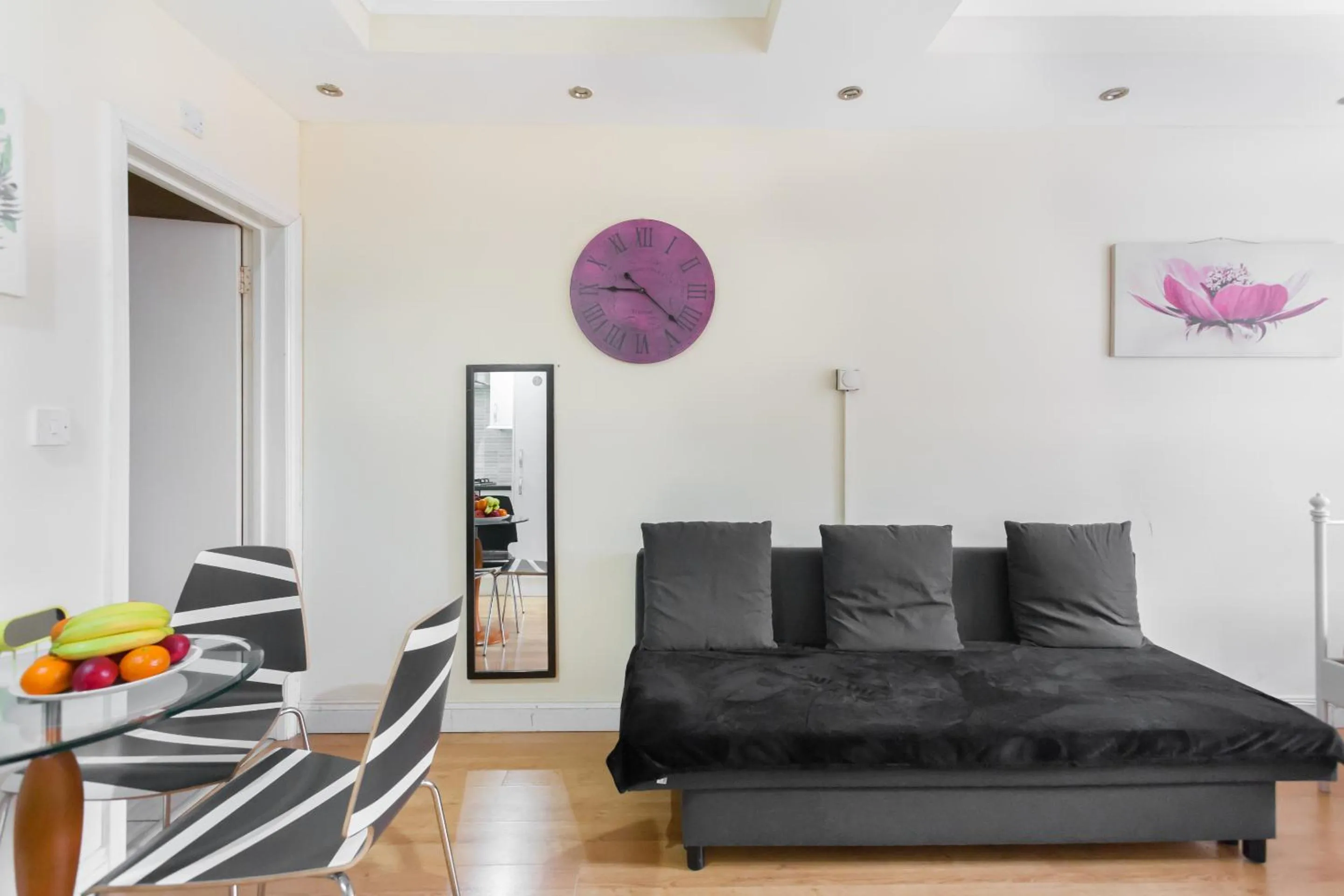 Dining area in Euston Modern Apartments