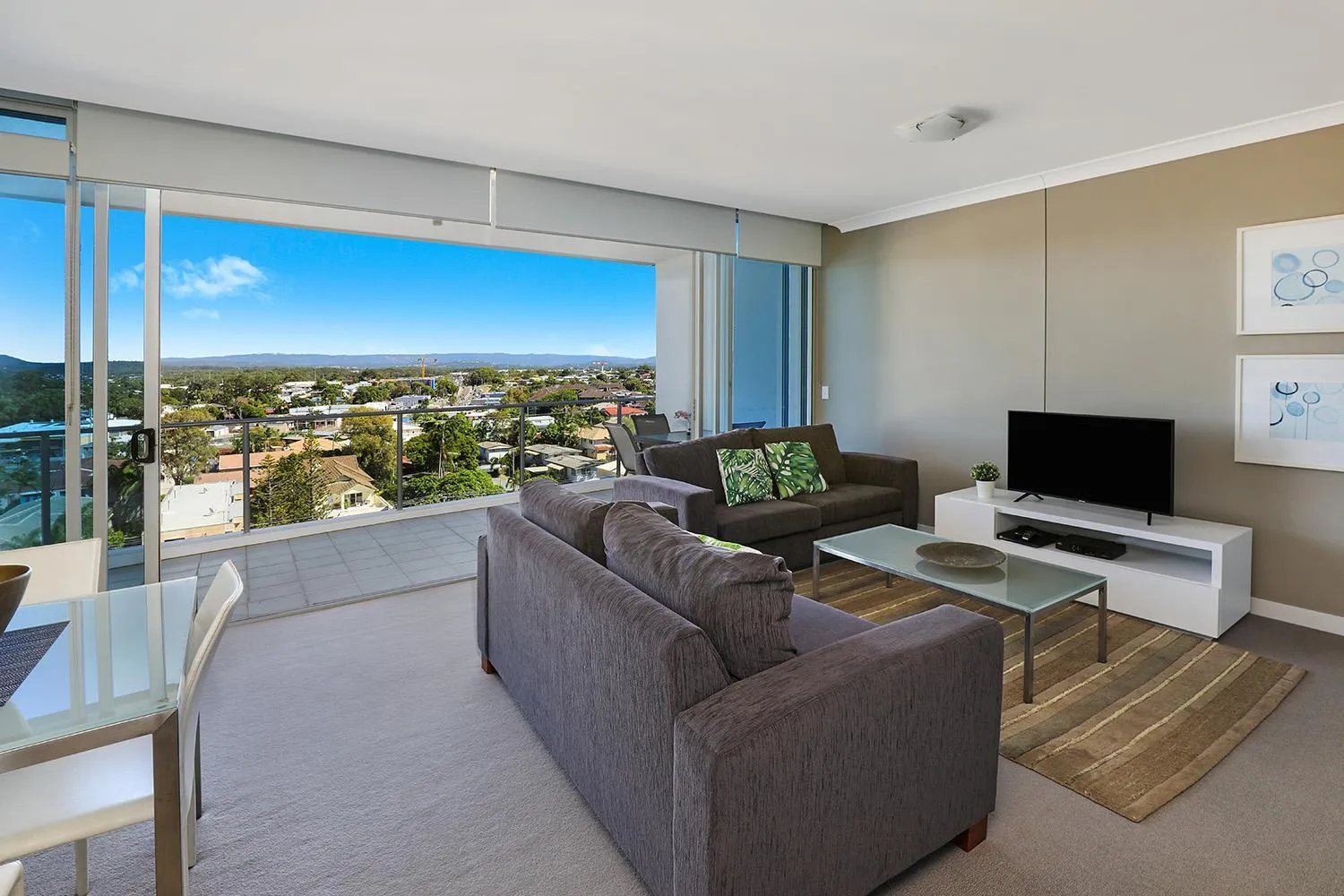 Living room in Silvershore Apartments on the Broadwater